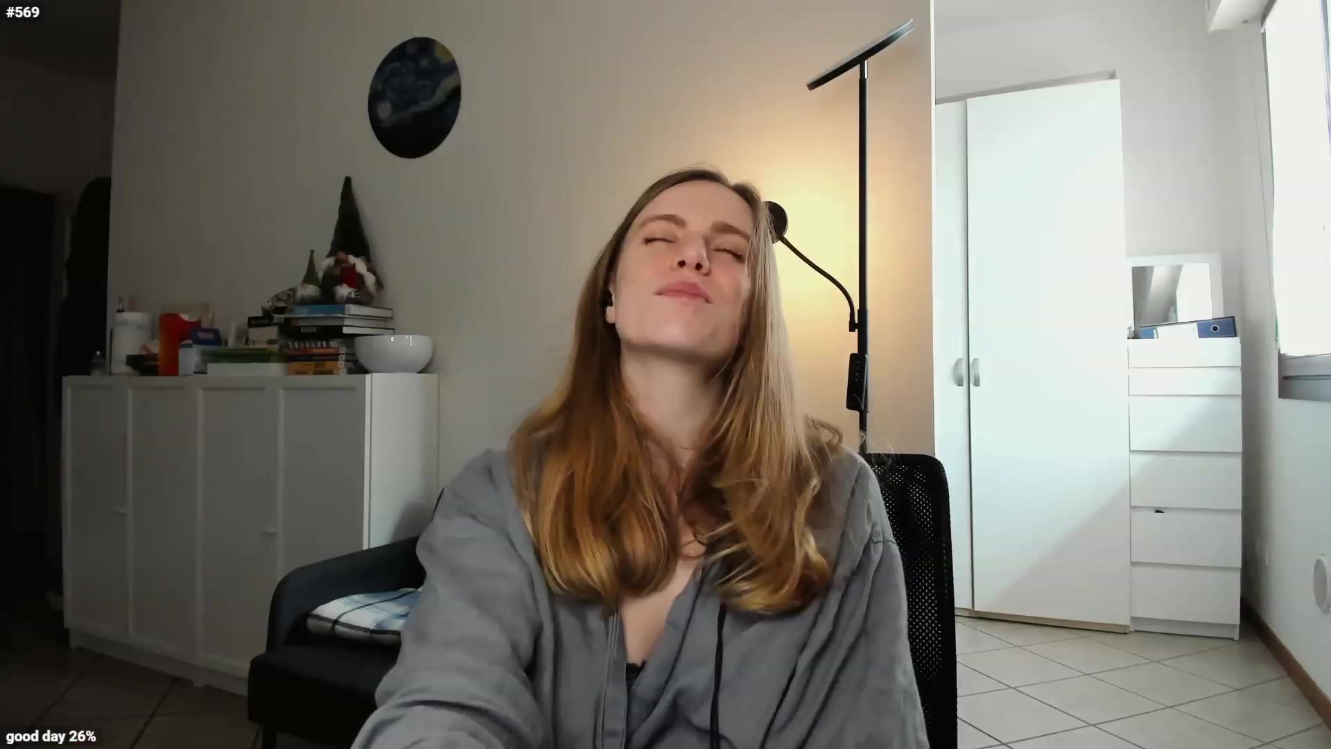 Gallery image thumbnail from Personage's myfreecams stream on, 04/18/2023, 15:21 image 16 of 20