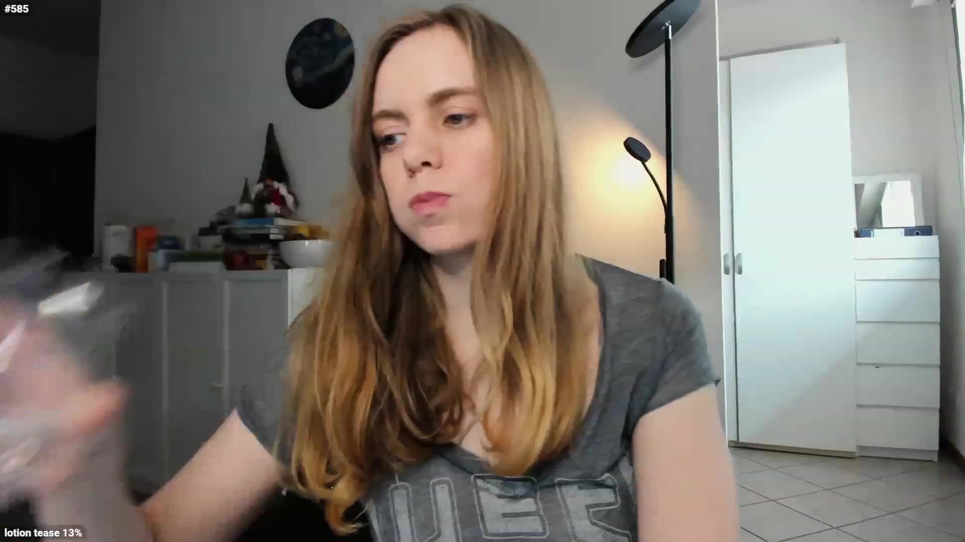 Gallery image thumbnail from Personage's myfreecams stream on, 04/19/2023, 14:36 image 20 of 20