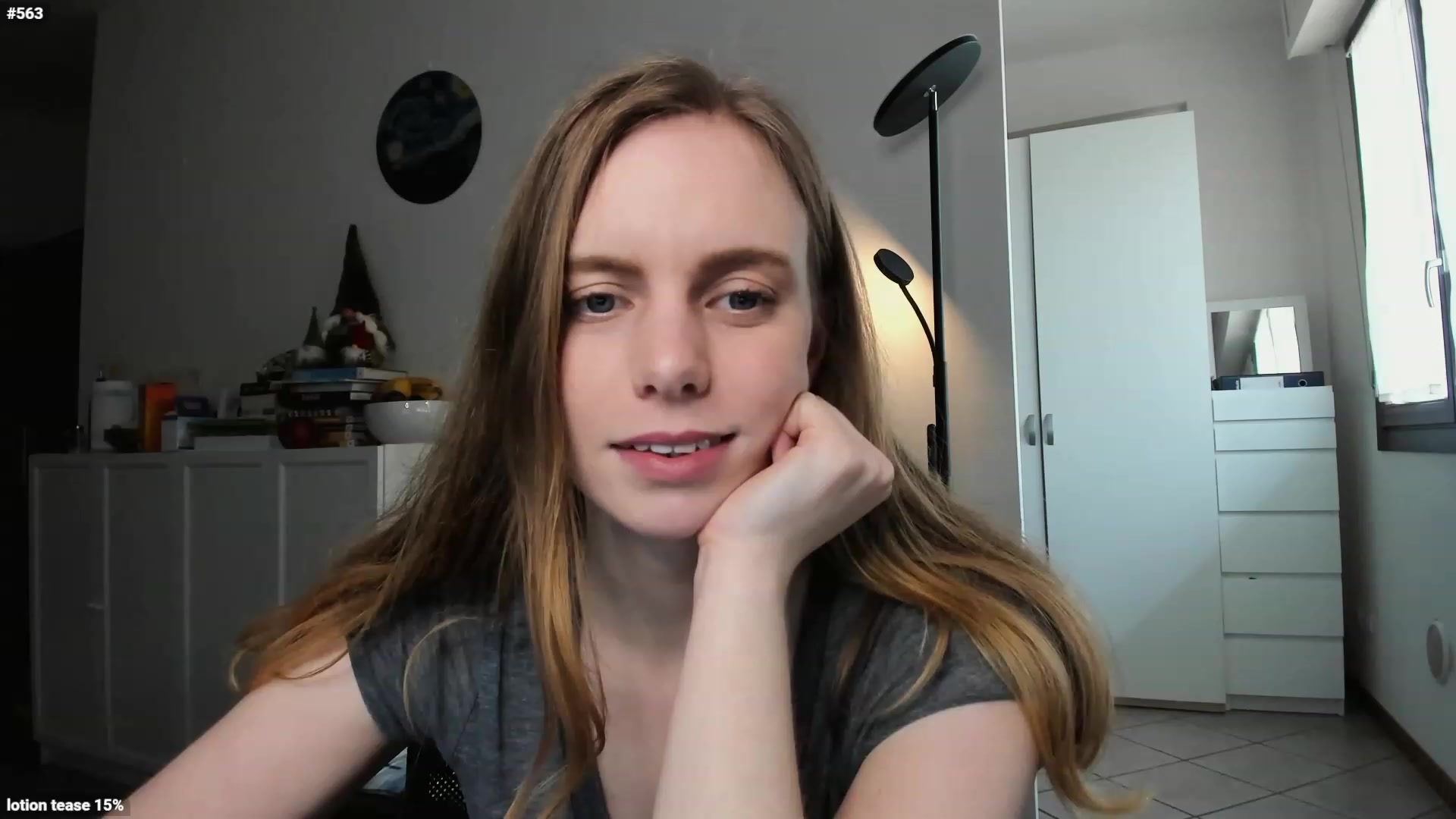 Gallery image thumbnail from Personage's myfreecams stream on, 04/19/2023, 16:33 image 4 of 20