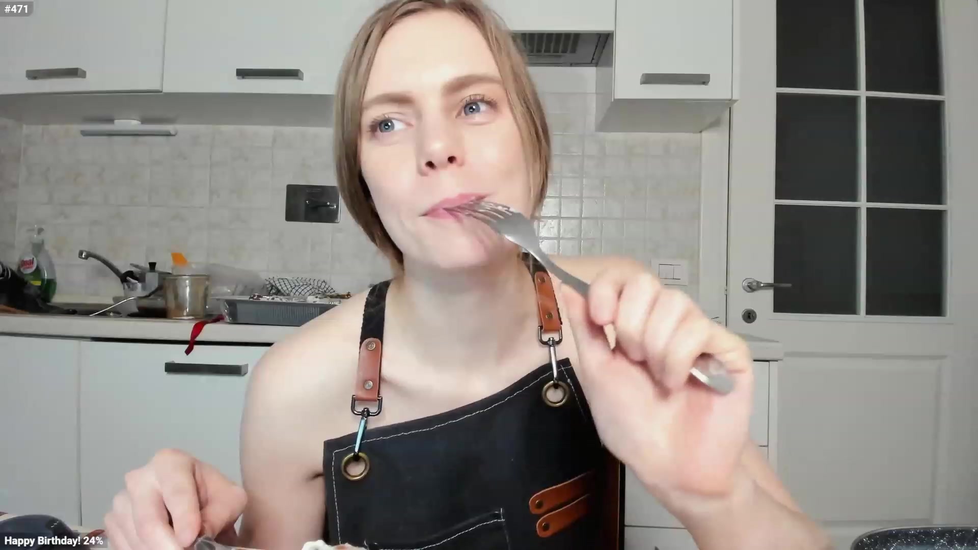 Gallery image thumbnail from Personage's myfreecams stream on, 04/20/2023, 15:45 image 13 of 20