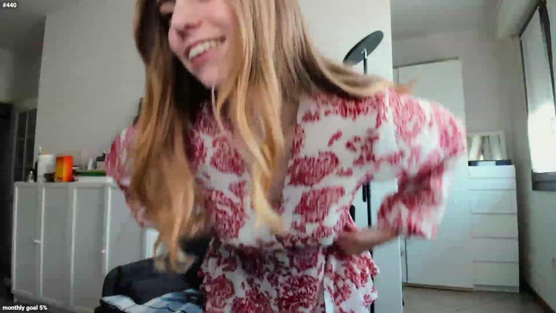 Gallery image thumbnail from Personage's myfreecams stream on, 04/21/2023, 15:16 image 20 of 20