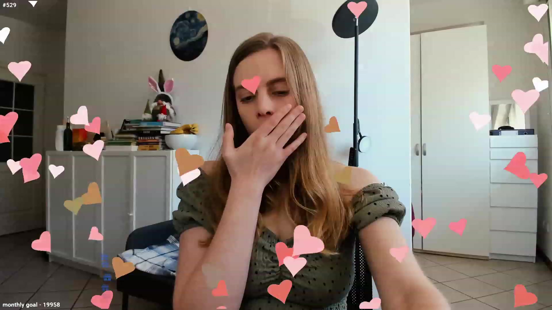 Gallery image thumbnail from Personage's myfreecams stream on, 04/26/2023, 12:31 image 5 of 20