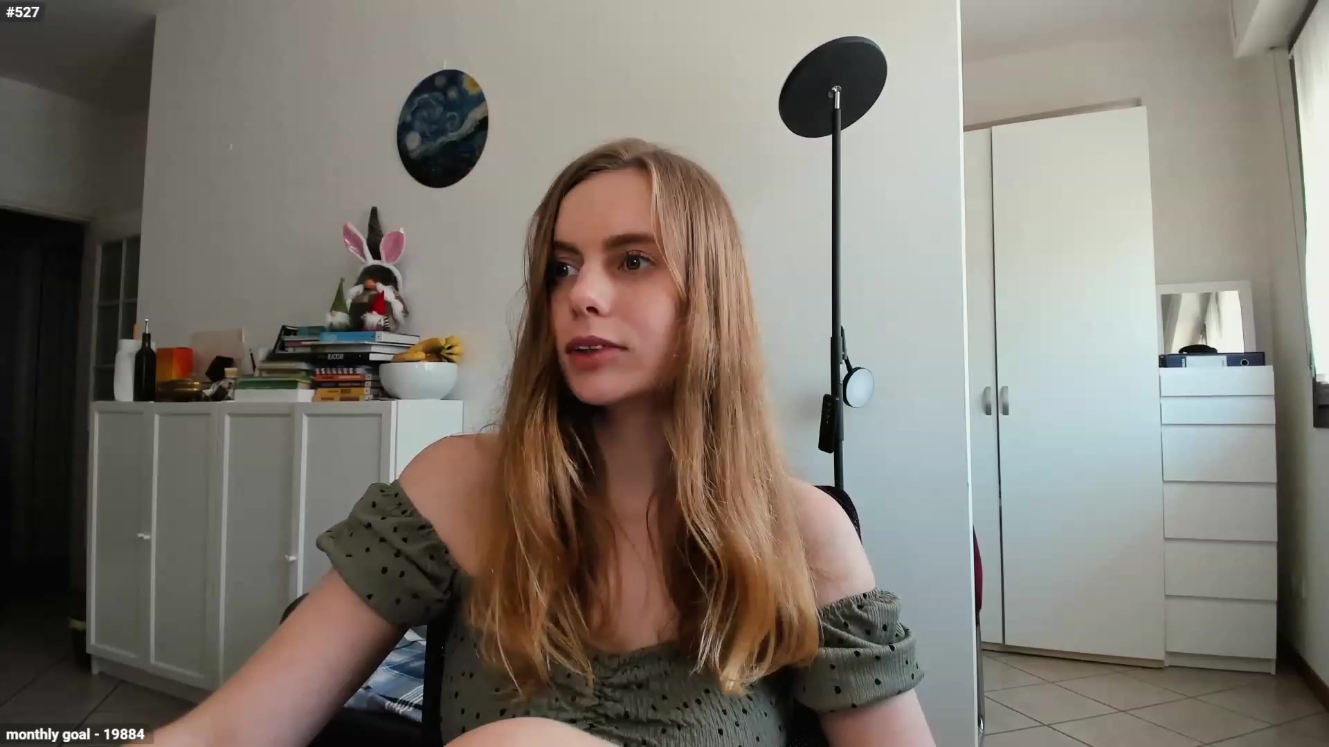 Gallery image thumbnail from Personage's myfreecams stream on, 04/26/2023, 14:51 image 4 of 20