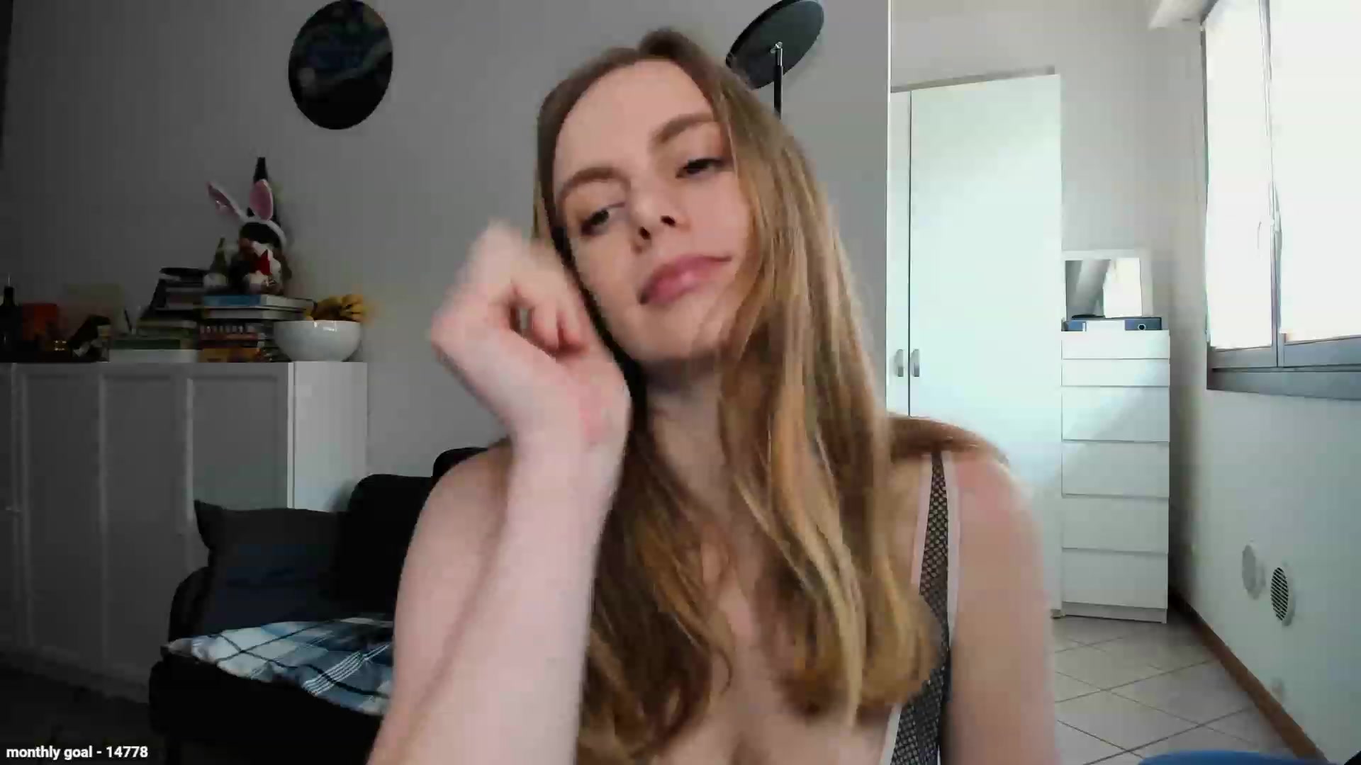 Gallery image thumbnail from Personage's myfreecams stream on, 04/27/2023, 15:23 image 16 of 20