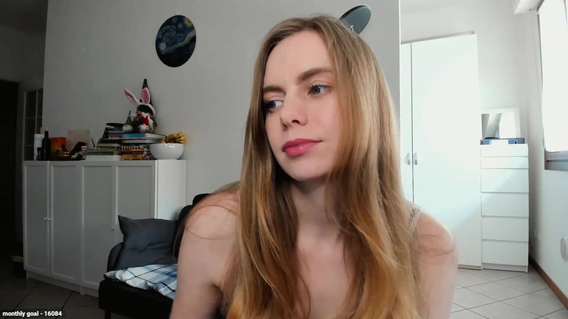 Gallery image thumbnail from Personage's myfreecams stream on, 04/27/2023, 15:23 image 2 of 20