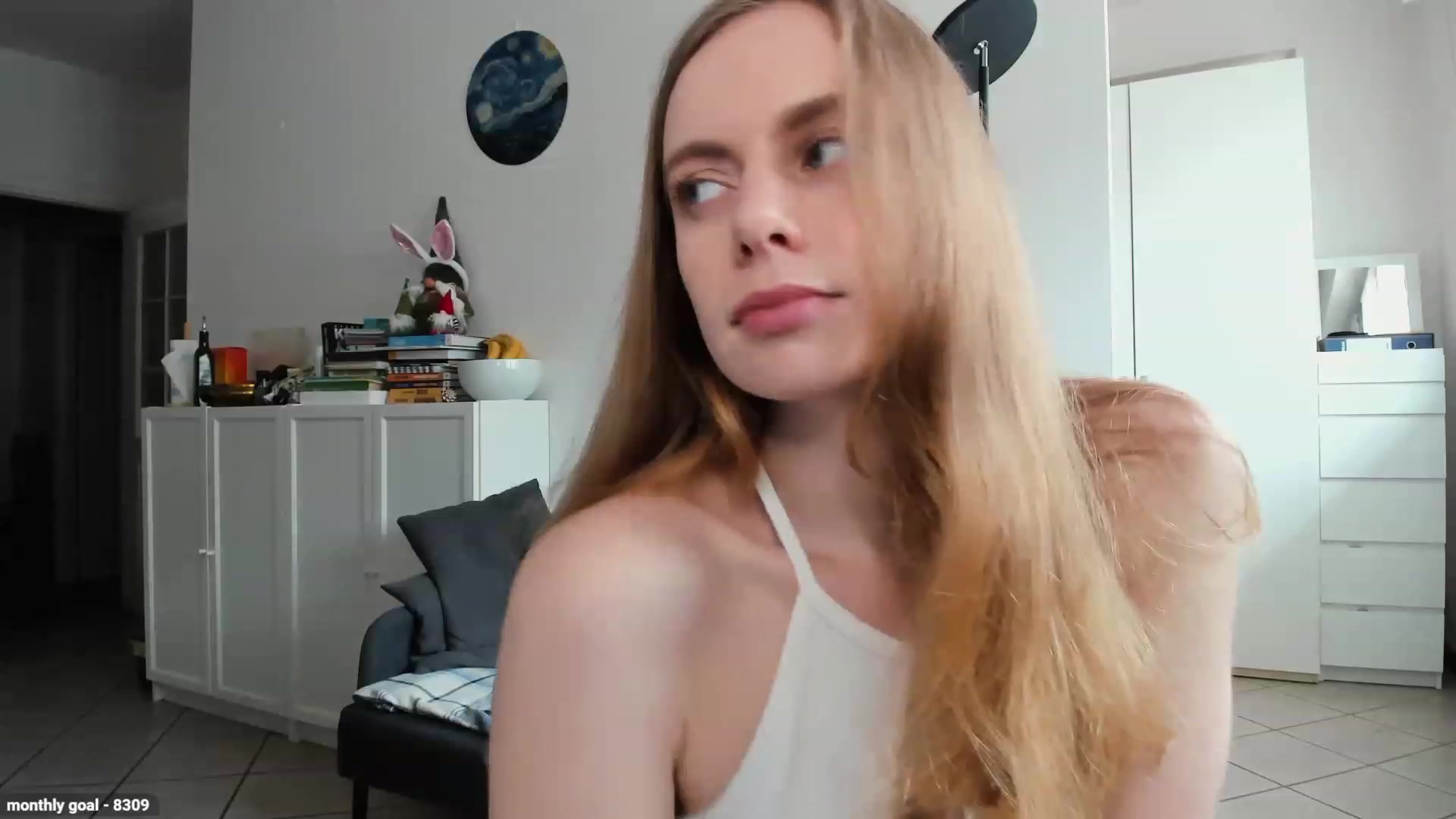 Gallery image thumbnail from Personage's myfreecams stream on, 04/28/2023, 14:21 image 11 of 20