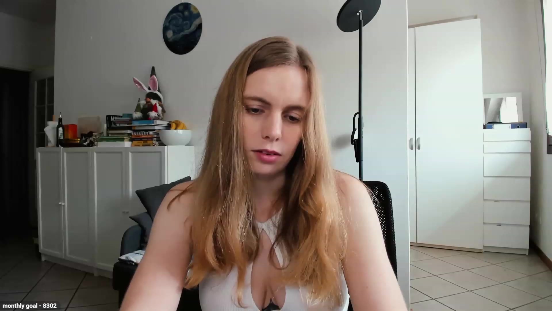 Gallery image thumbnail from Personage's myfreecams stream on, 04/28/2023, 14:21 image 12 of 20