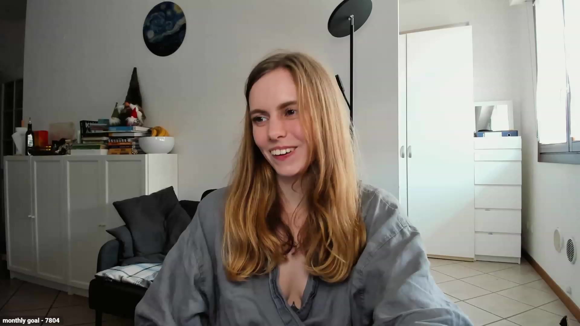 Gallery image thumbnail from Personage's myfreecams stream on, 04/28/2023, 15:36 image 2 of 20