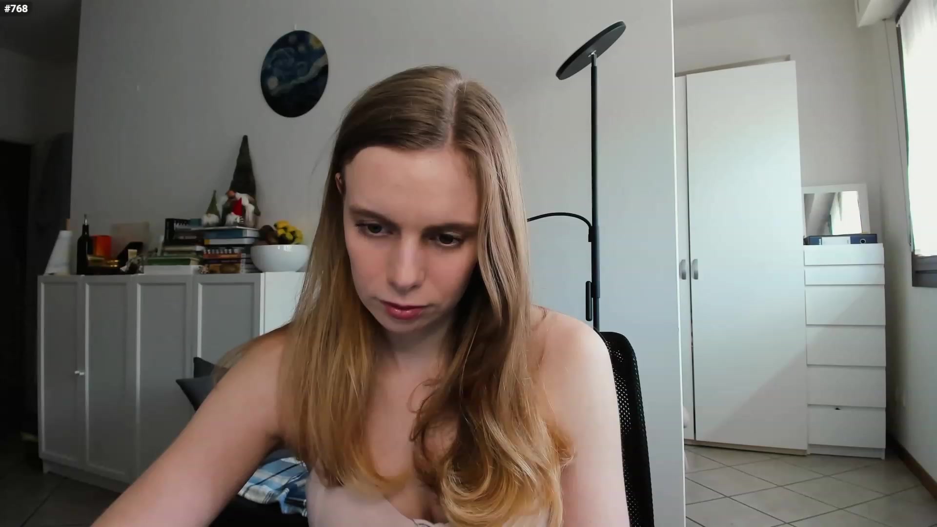 Gallery image thumbnail from Personage's myfreecams stream on, 05/03/2023, 15:14 image 4 of 20
