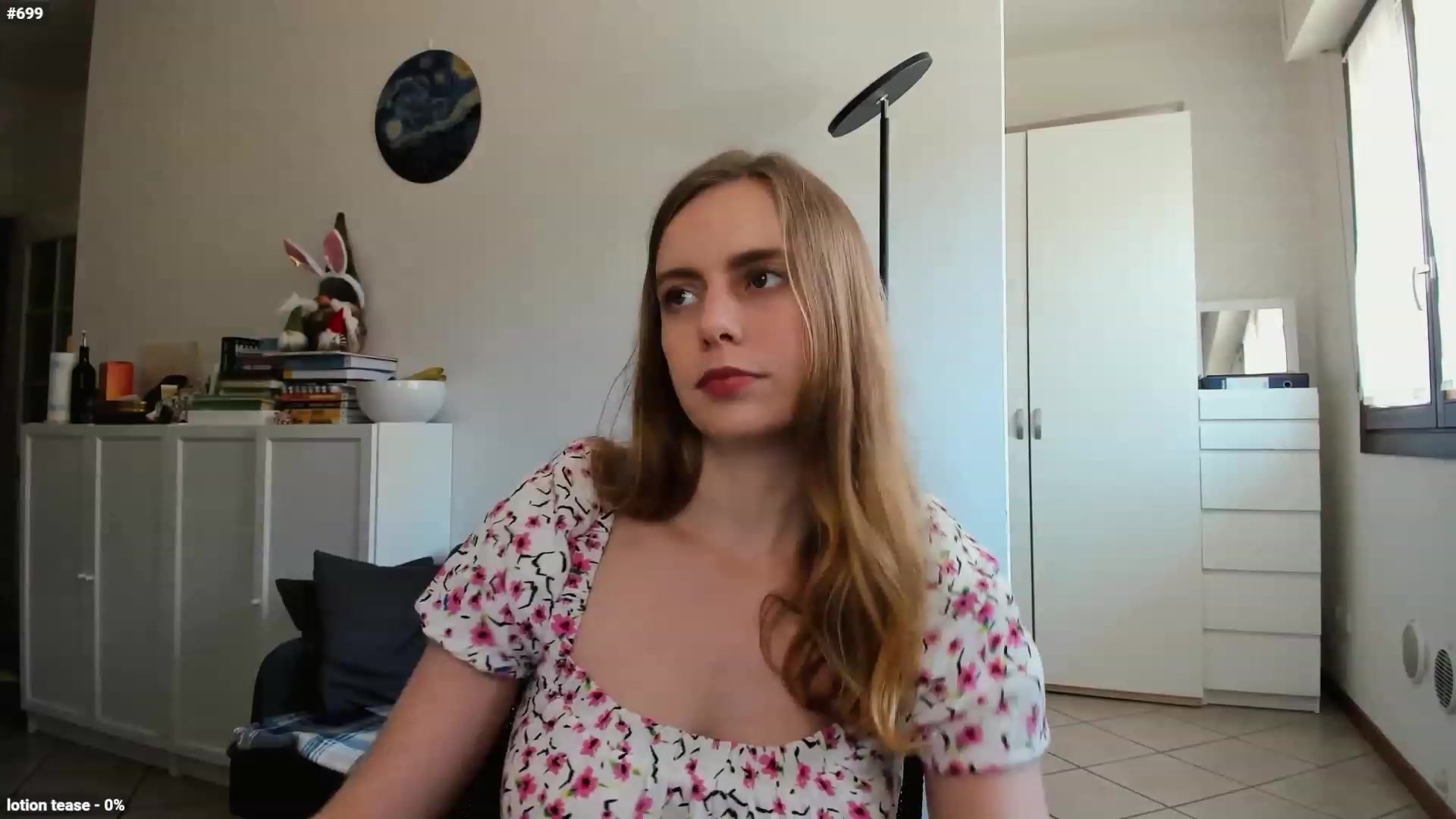 Gallery image thumbnail from Personage's myfreecams stream on, 05/06/2023, 13:06 image 5 of 20