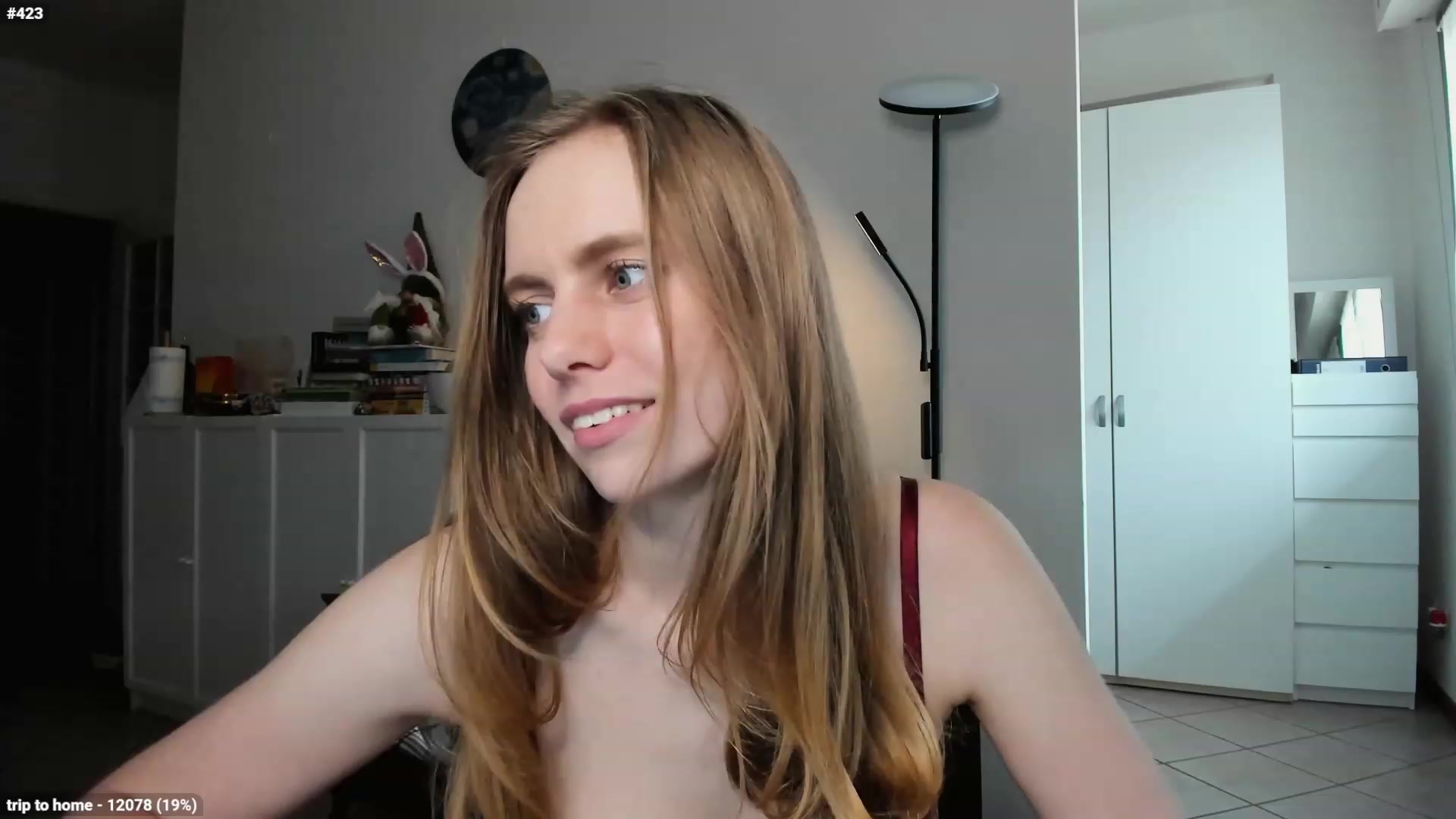 Gallery image thumbnail from Personage's myfreecams stream on, 05/10/2023, 15:14 image 7 of 20