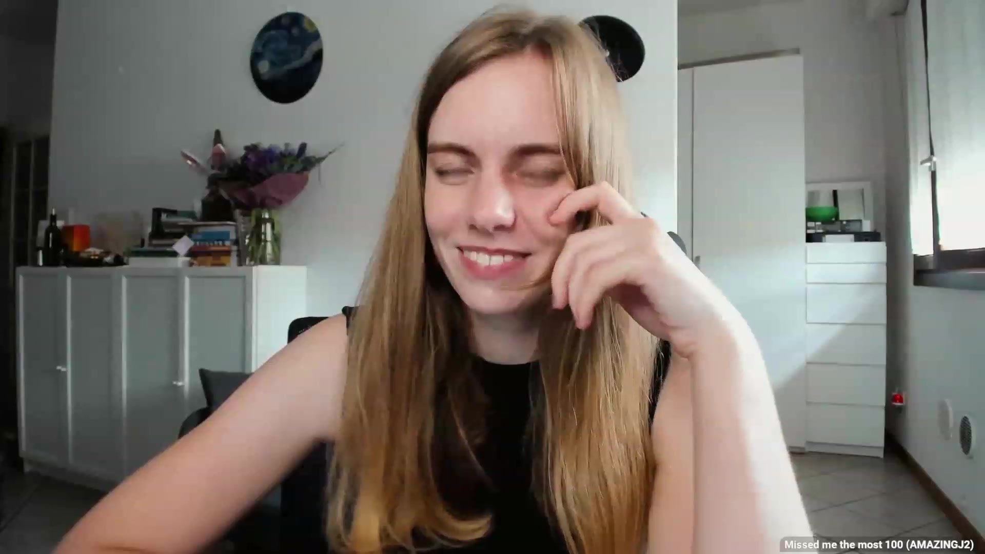 Gallery image thumbnail from Personage's myfreecams stream on, 06/30/2023, 14:12 image 12 of 20