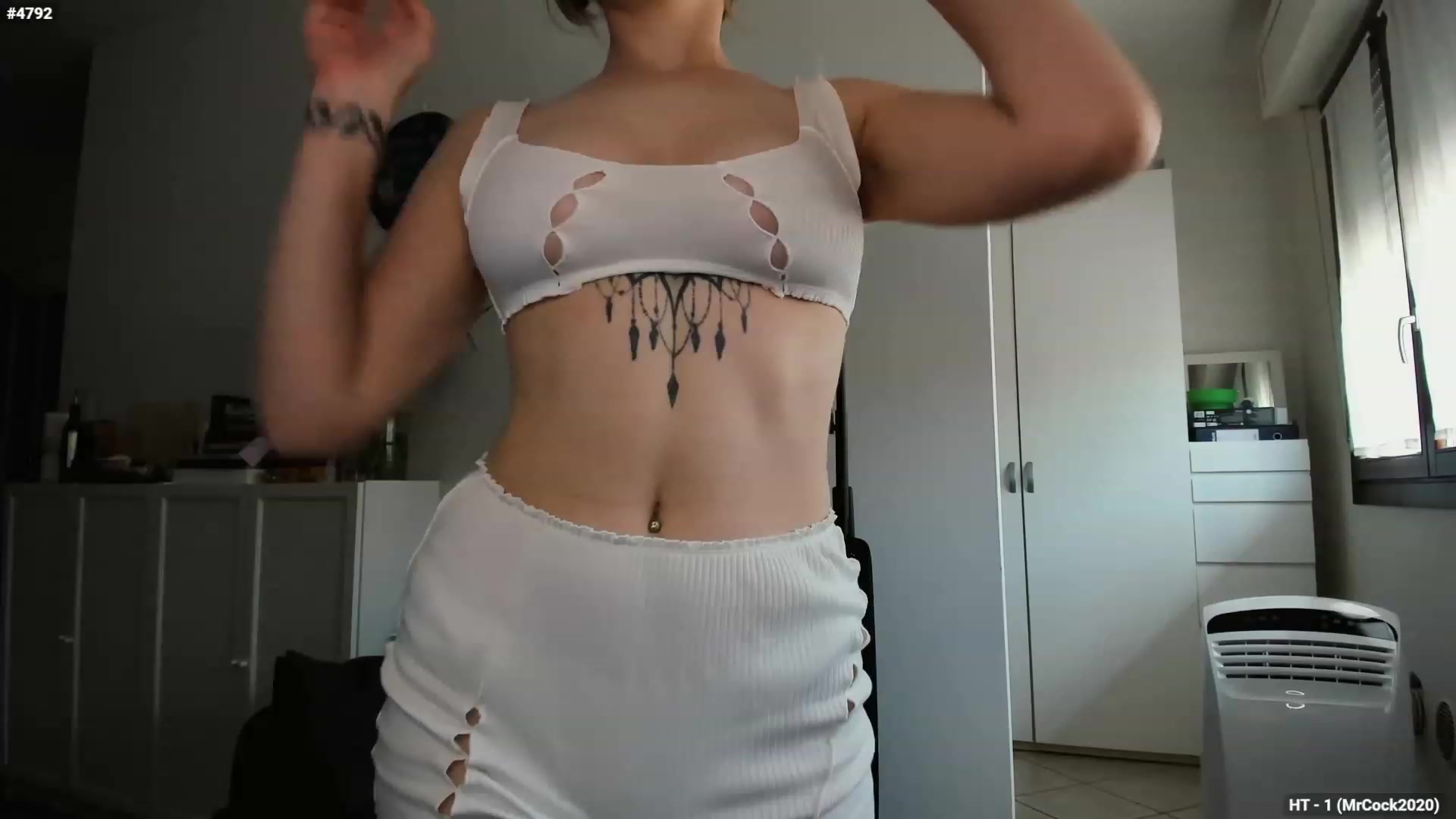 Gallery image thumbnail from Personage's myfreecams stream on, 07/02/2023, 14:07 image 2 of 20