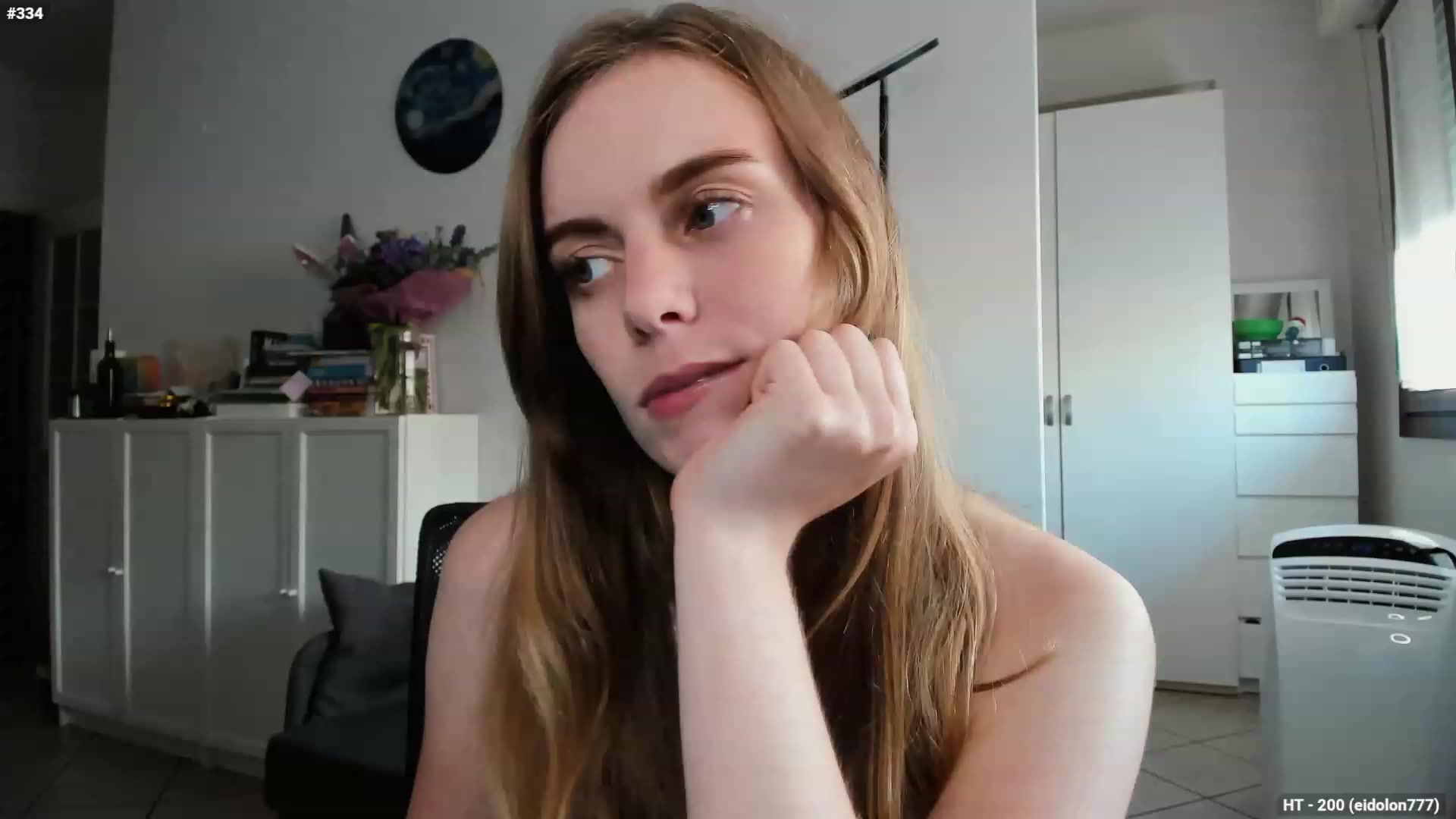 Gallery image thumbnail from Personage's myfreecams stream on, 07/03/2023, 15:28 image 3 of 20