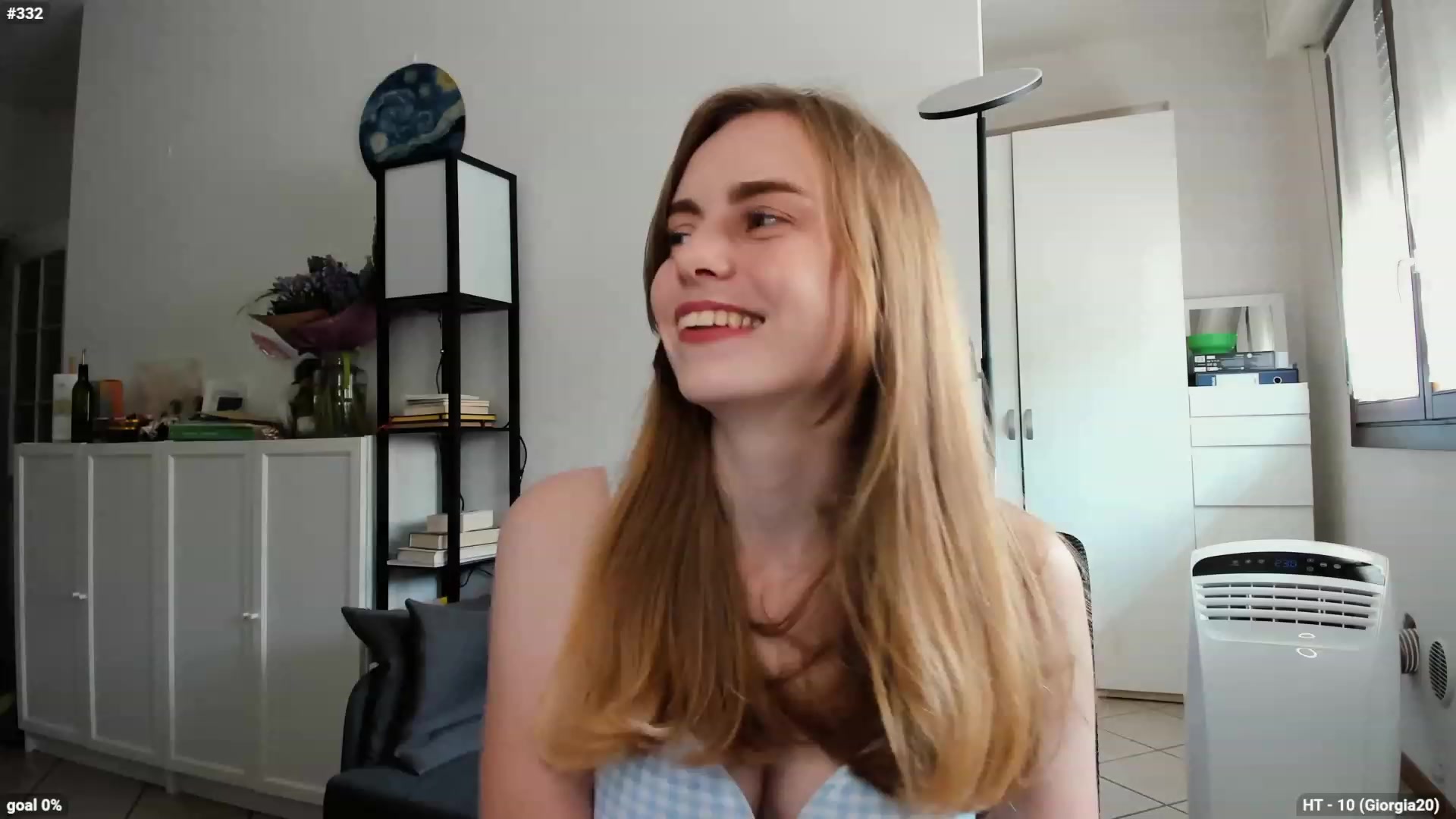Gallery image thumbnail from Personage's myfreecams stream on, 07/05/2023, 12:12 image 4 of 20