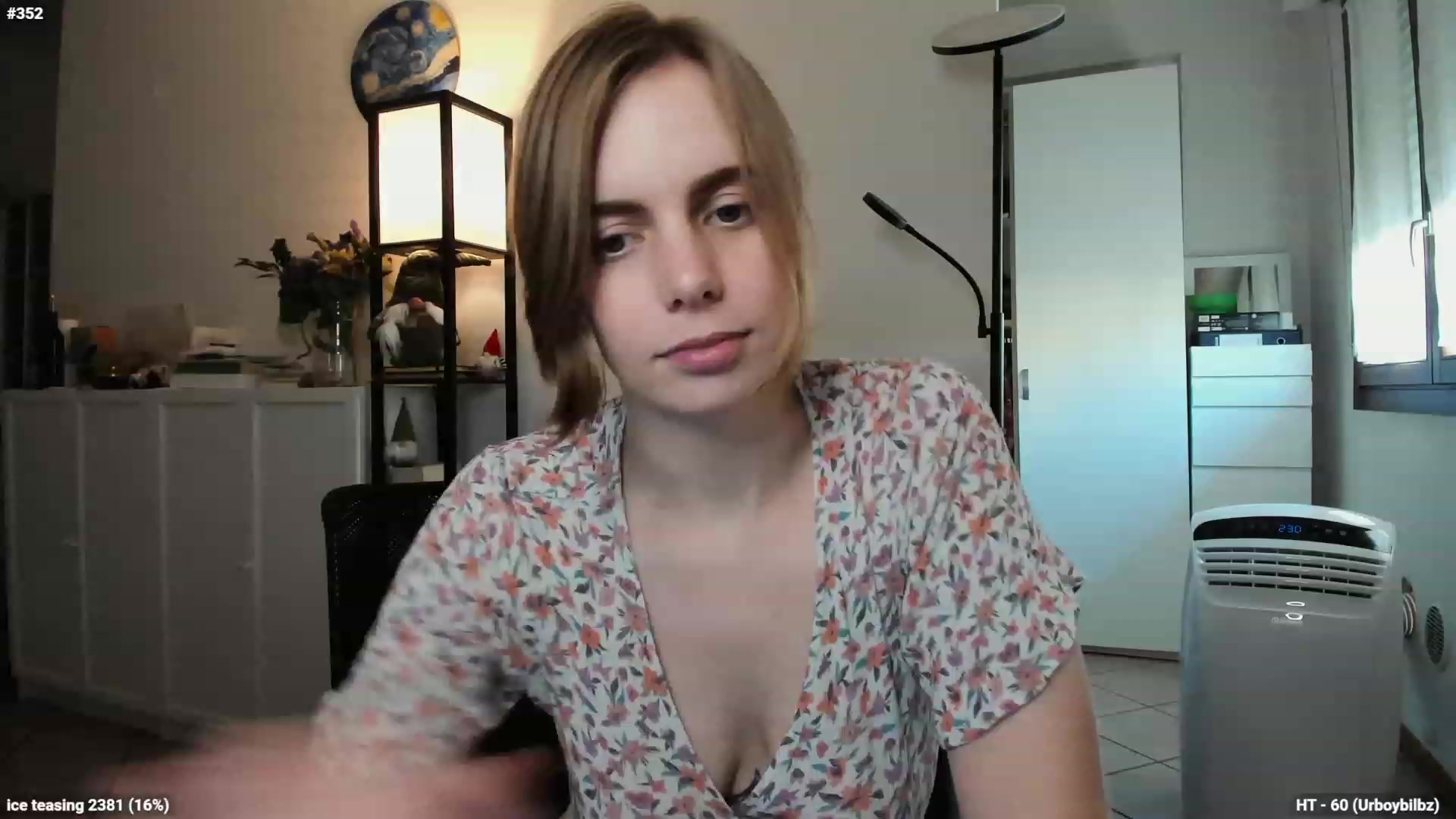 Gallery image thumbnail from Personage's myfreecams stream on, 07/09/2023, 16:05 image 4 of 20