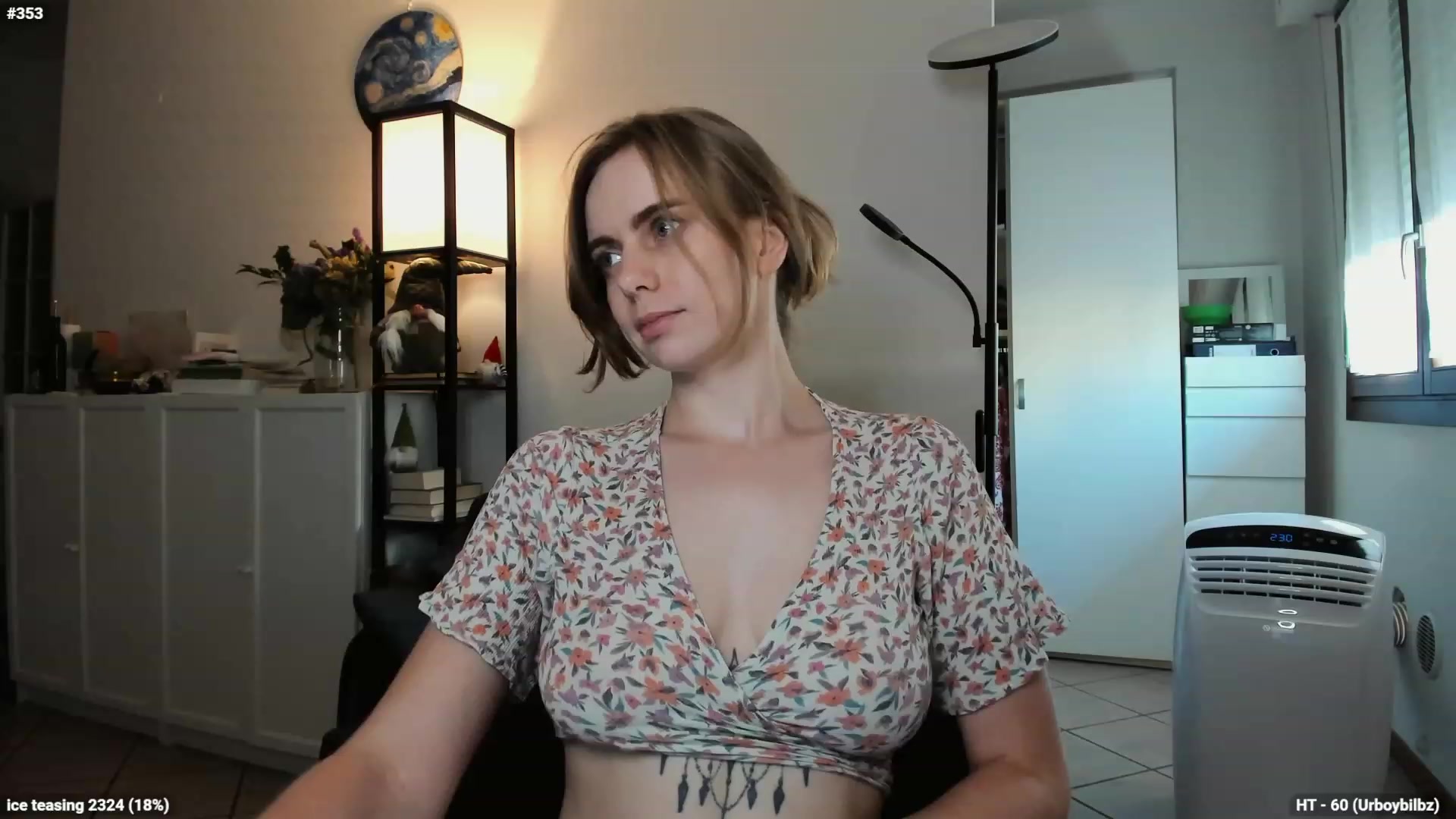 Gallery image thumbnail from Personage's myfreecams stream on, 07/09/2023, 16:05 image 16 of 20