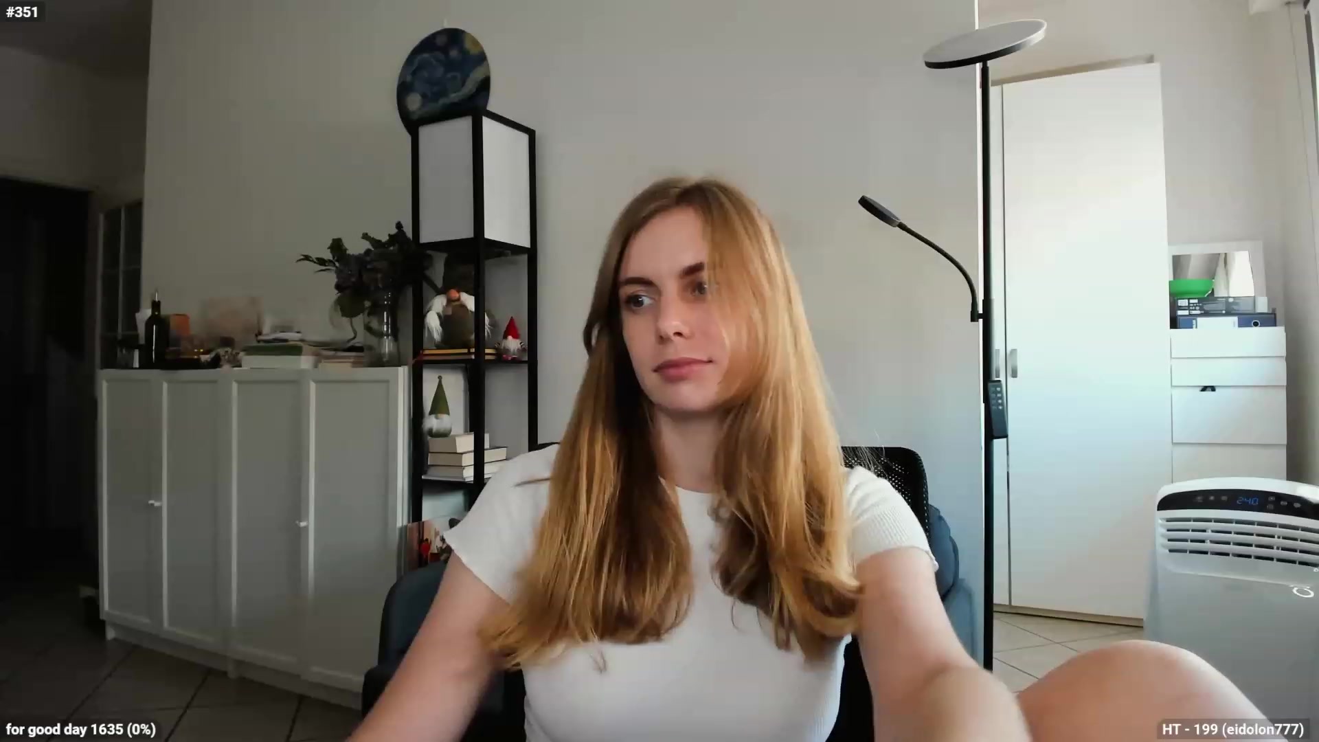 Gallery image thumbnail from Personage's myfreecams stream on, 07/10/2023, 15:09 image 17 of 20