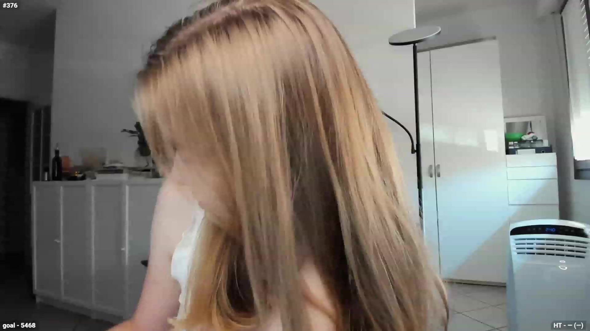 Gallery image thumbnail from Personage's myfreecams stream on, 07/11/2023, 12:10 image 8 of 20