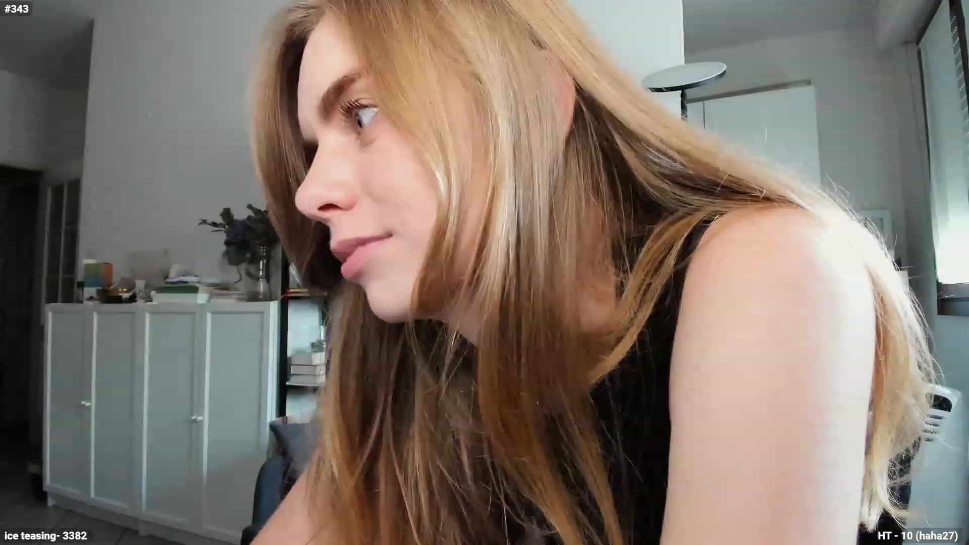 Gallery image thumbnail from Personage's myfreecams stream on, 07/12/2023, 13:42 image 5 of 20