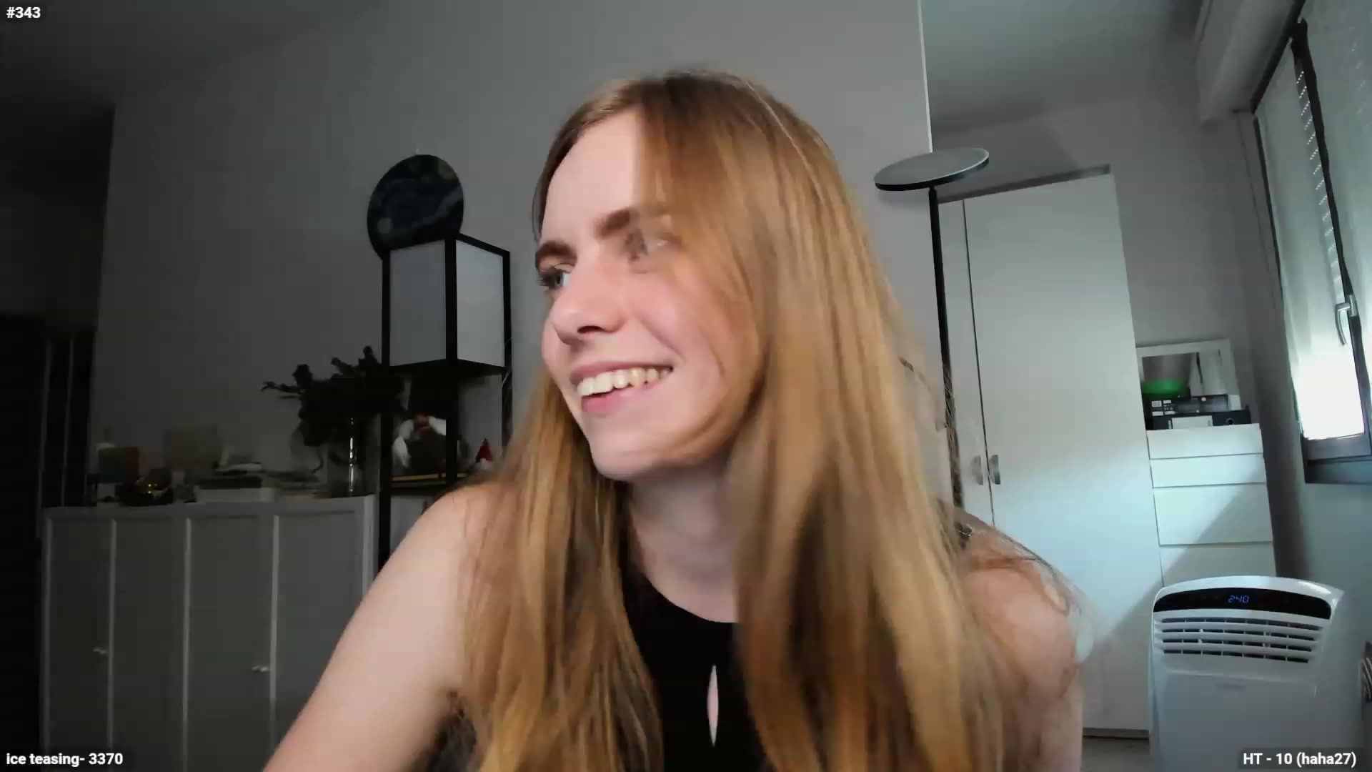 Gallery image thumbnail from Personage's myfreecams stream on, 07/12/2023, 13:42 image 8 of 20