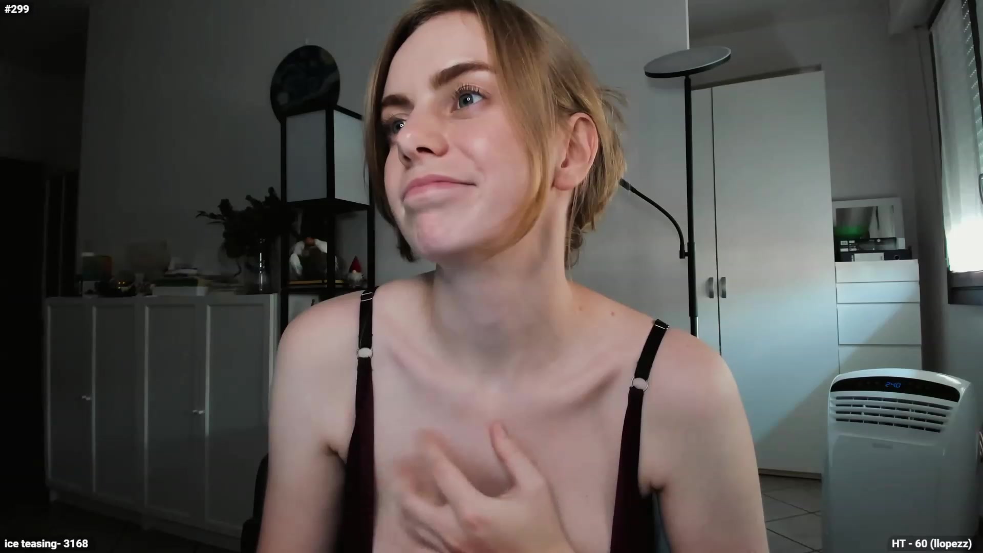 Gallery image thumbnail from Personage's myfreecams stream on, 07/12/2023, 15:12 image 19 of 20