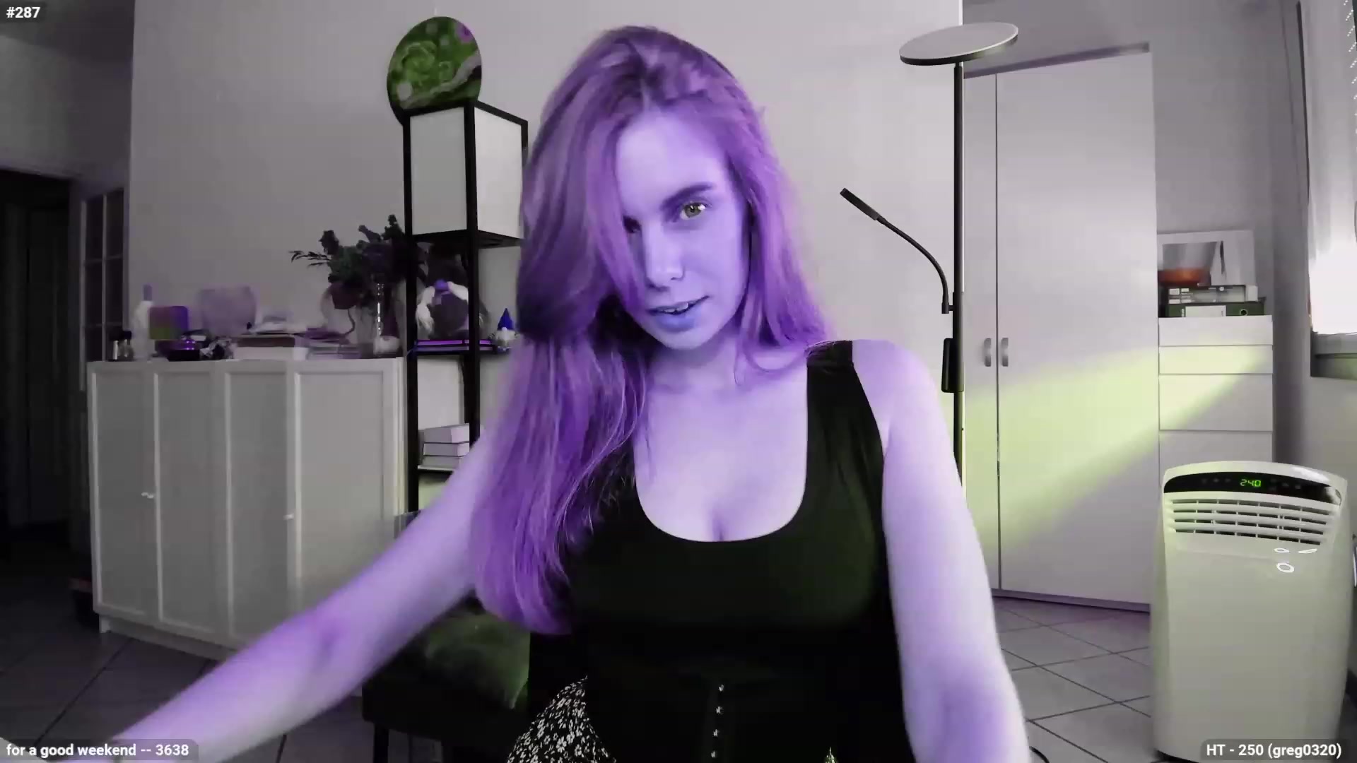 Gallery image thumbnail from Personage's myfreecams stream on, 07/14/2023, 13:06 image 10 of 20