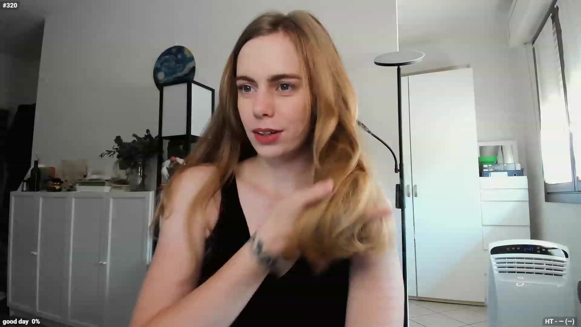 Gallery image thumbnail from Personage's myfreecams stream on, 07/17/2023, 12:38 image 4 of 20