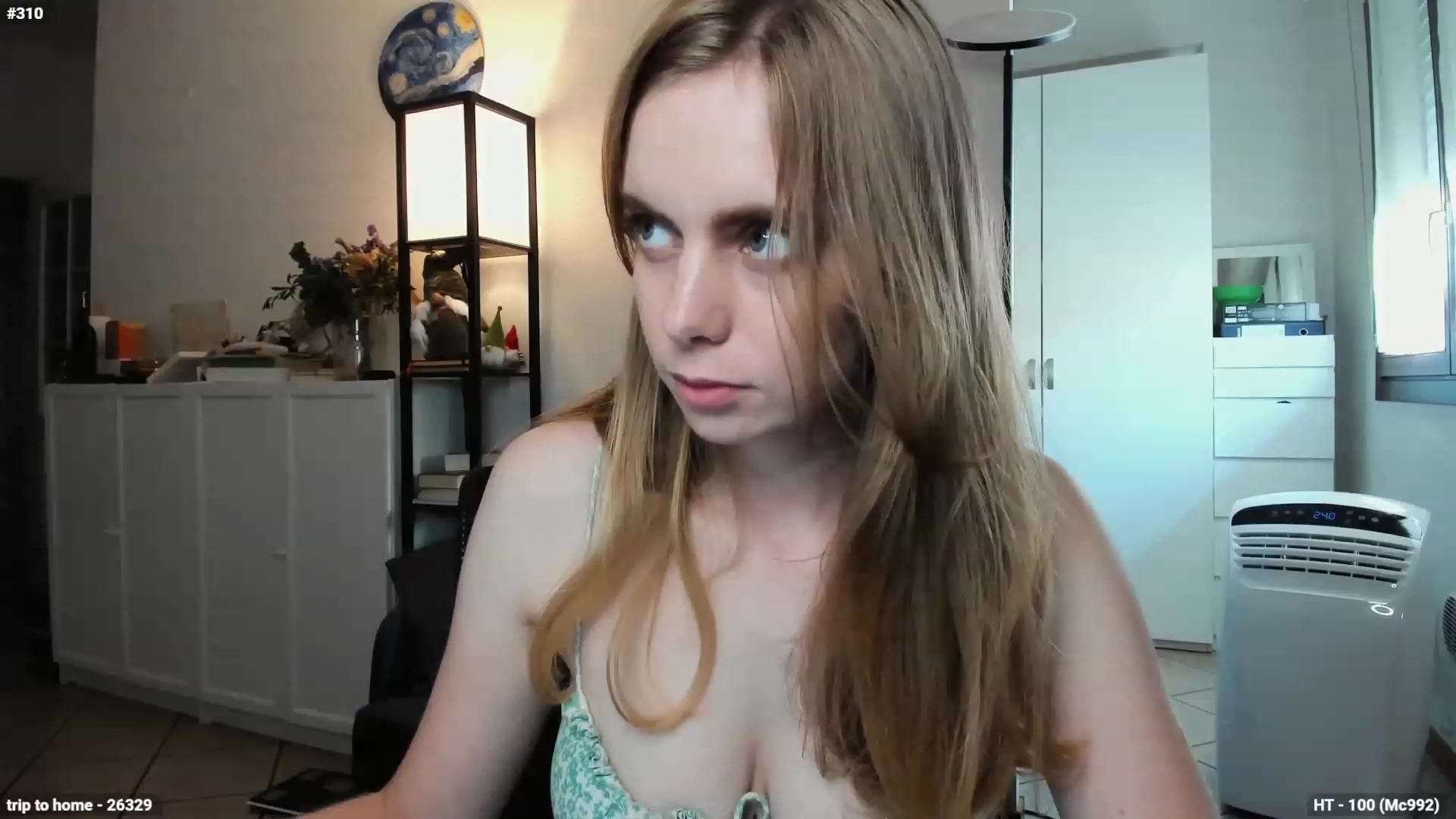 Gallery image thumbnail from Personage's myfreecams stream on, 07/21/2023, 15:17 image 2 of 20