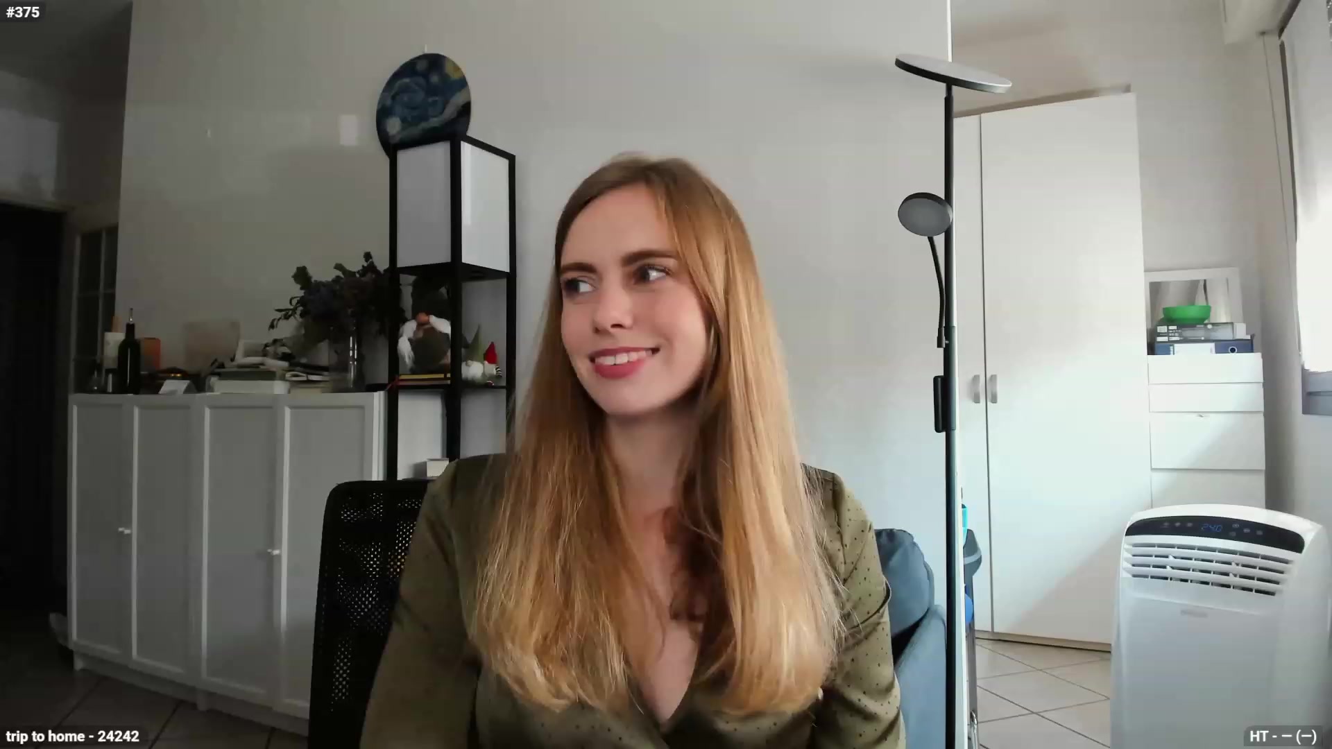Gallery image thumbnail from Personage's myfreecams stream on, 07/25/2023, 12:35 image 1 of 20
