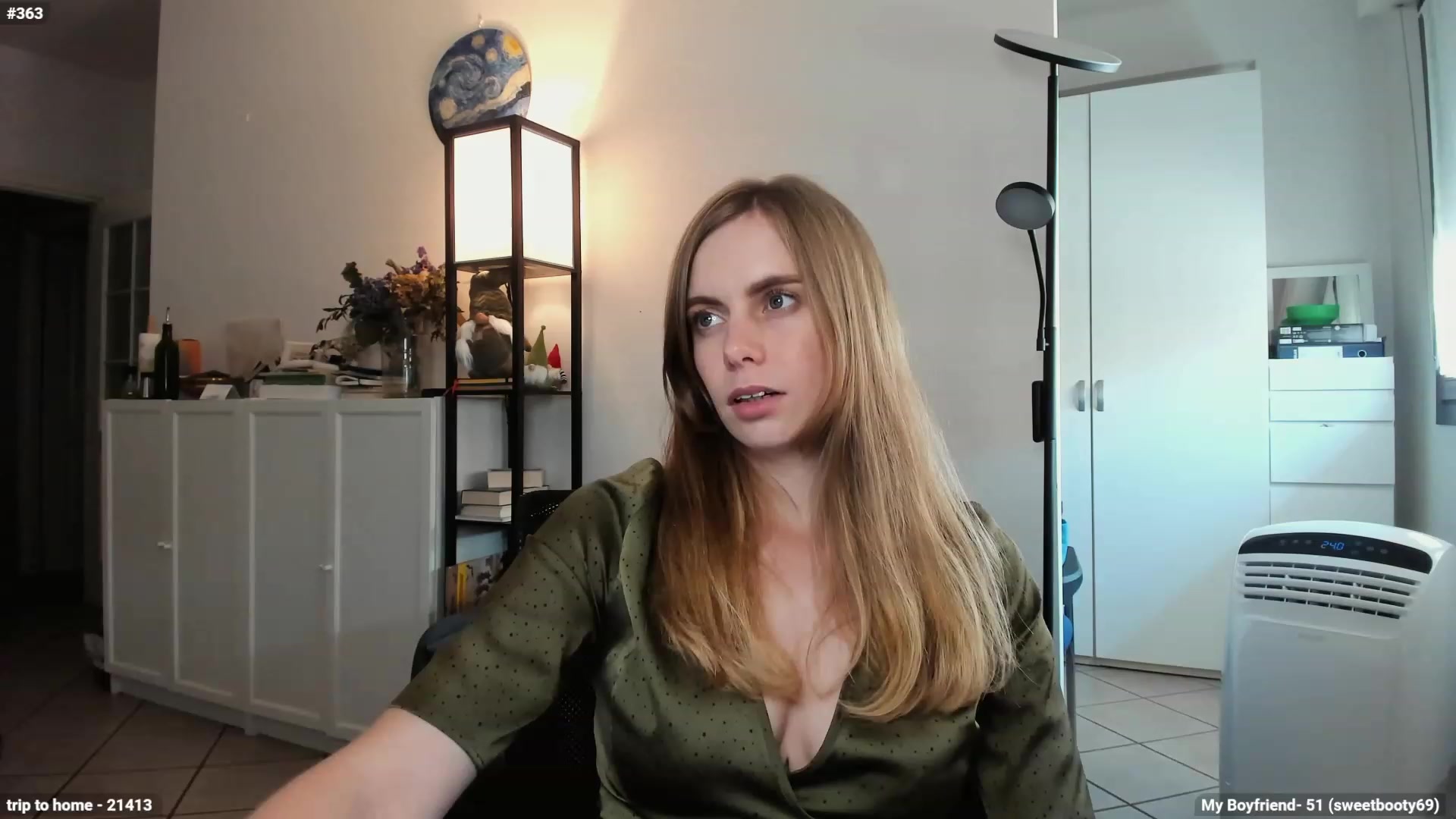 Gallery image thumbnail from Personage's myfreecams stream on, 07/25/2023, 13:49 image 19 of 20