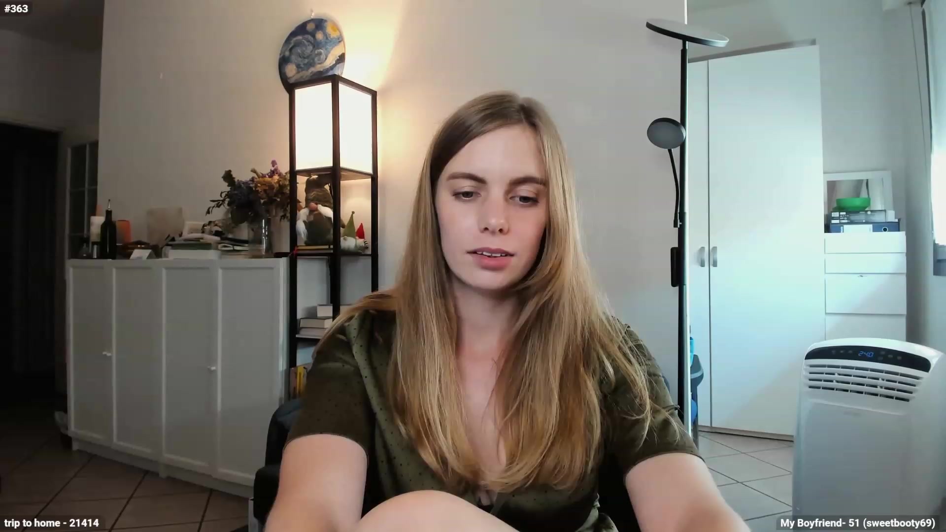 Gallery image thumbnail from Personage's myfreecams stream on, 07/25/2023, 13:49 image 9 of 20