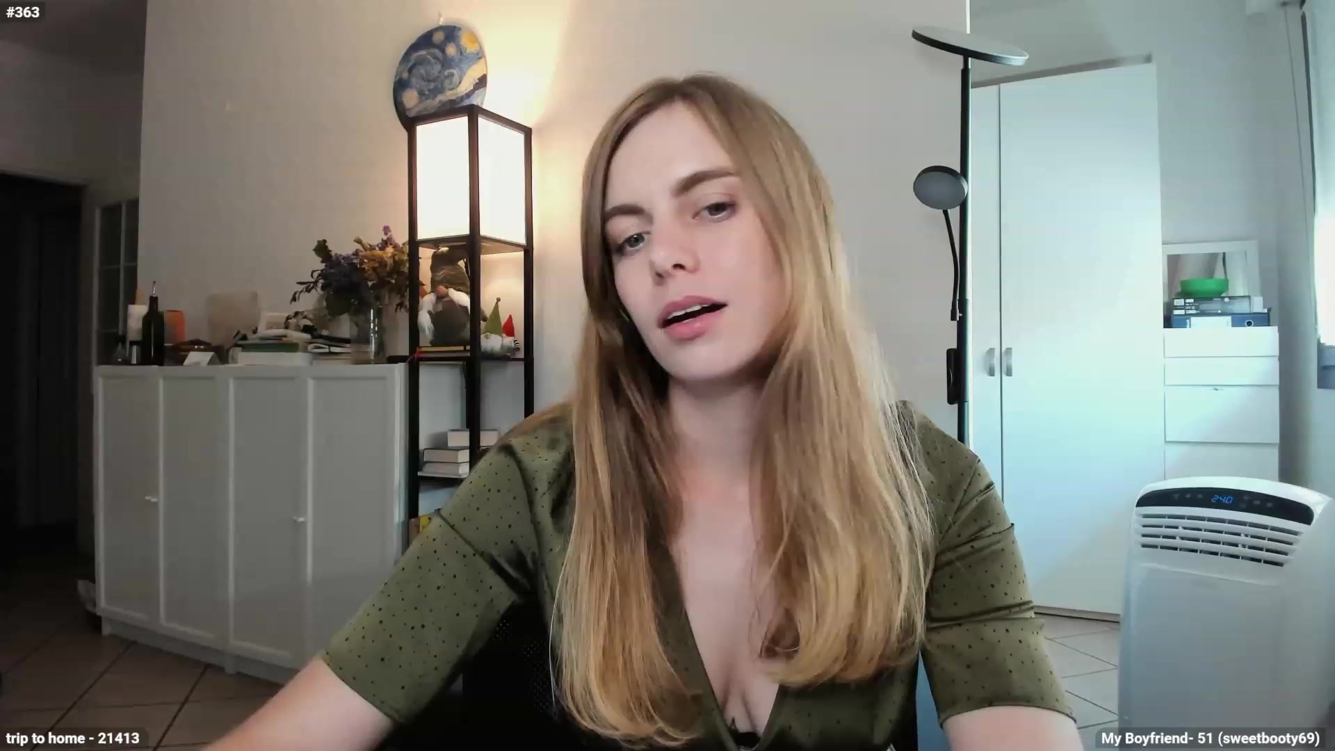Gallery image thumbnail from Personage's myfreecams stream on, 07/25/2023, 13:49 image 14 of 20