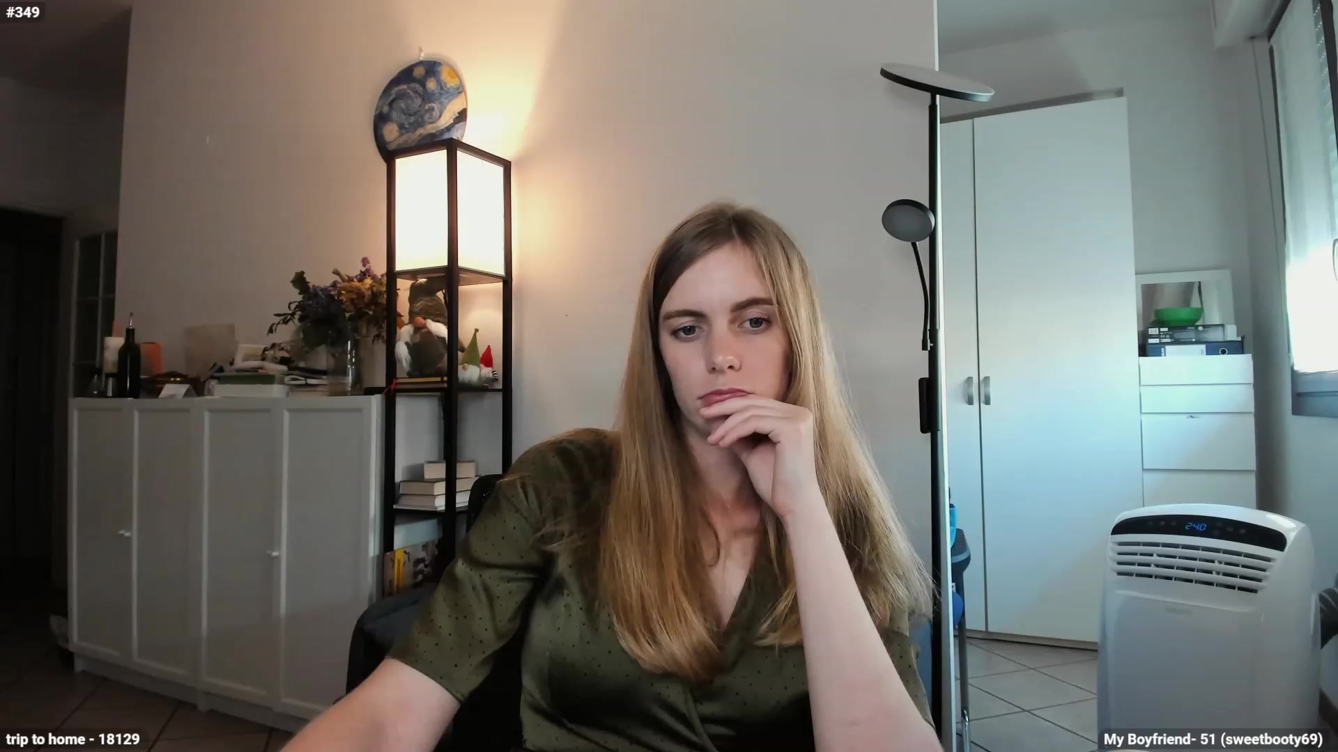 Gallery image thumbnail from Personage's myfreecams stream on, 07/25/2023, 15:16 image 5 of 20
