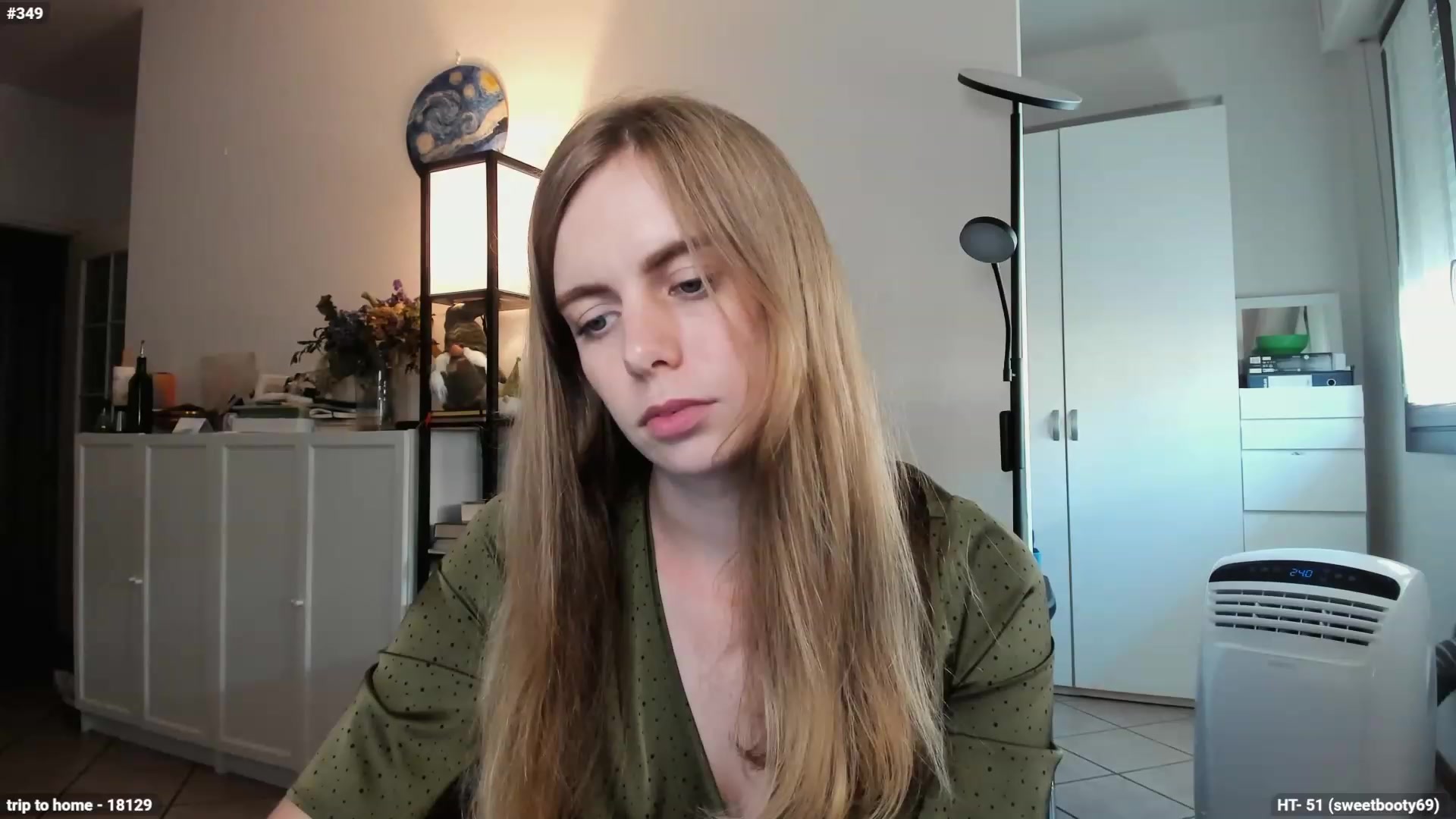 Gallery image thumbnail from Personage's myfreecams stream on, 07/25/2023, 15:16 image 9 of 20