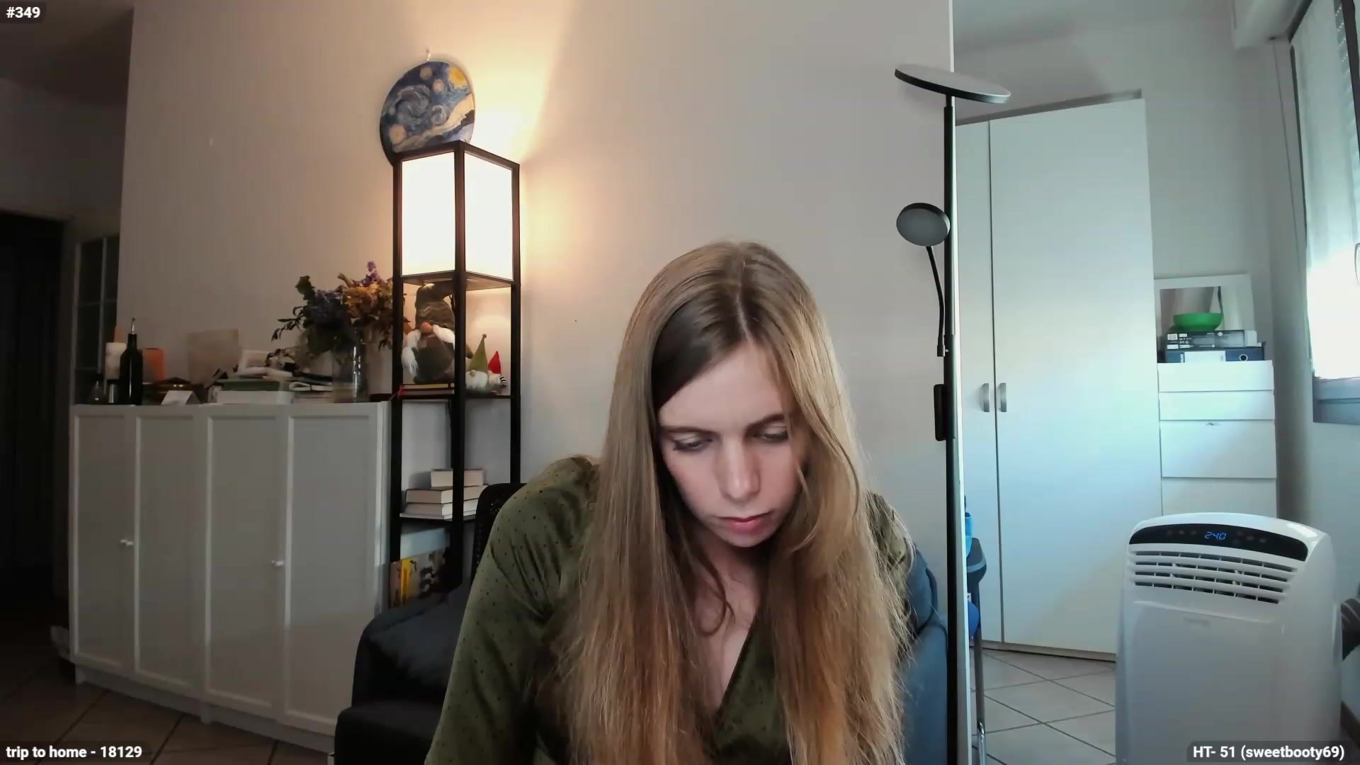 Gallery image thumbnail from Personage's myfreecams stream on, 07/25/2023, 15:16 image 7 of 20