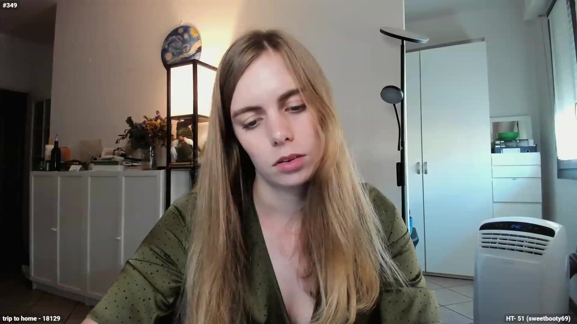 Gallery image thumbnail from Personage's myfreecams stream on, 07/25/2023, 15:16 image 10 of 20