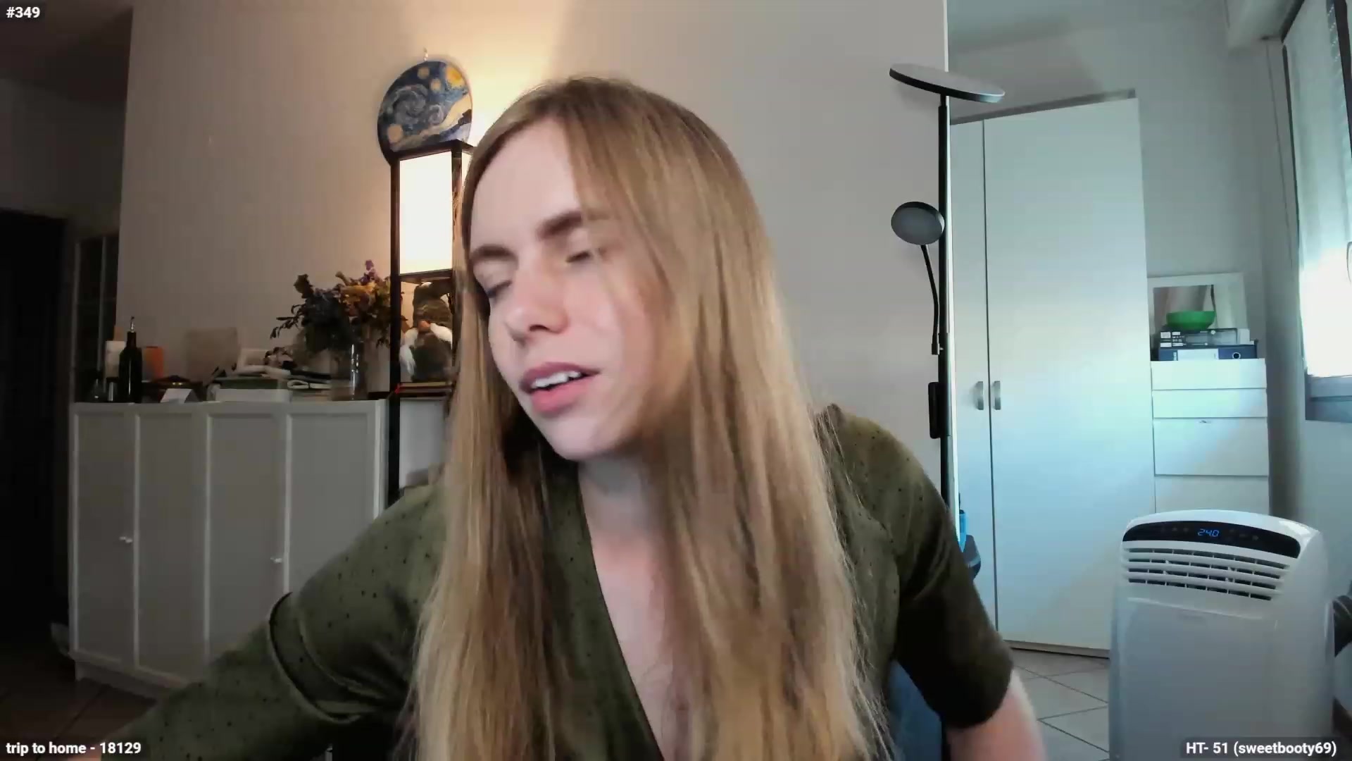 Gallery image thumbnail from Personage's myfreecams stream on, 07/25/2023, 15:16 image 13 of 20