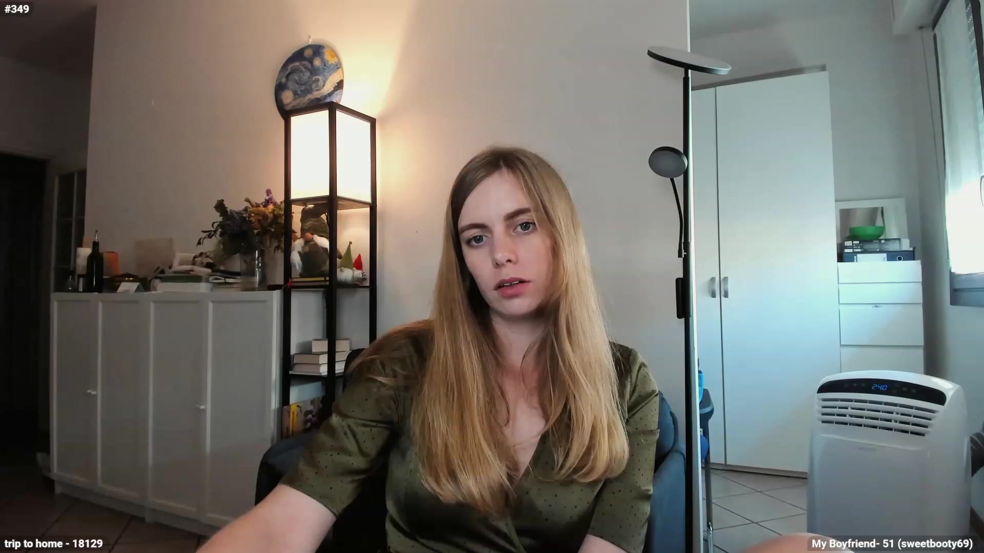 Gallery image thumbnail from Personage's myfreecams stream on, 07/25/2023, 15:16 image 4 of 20