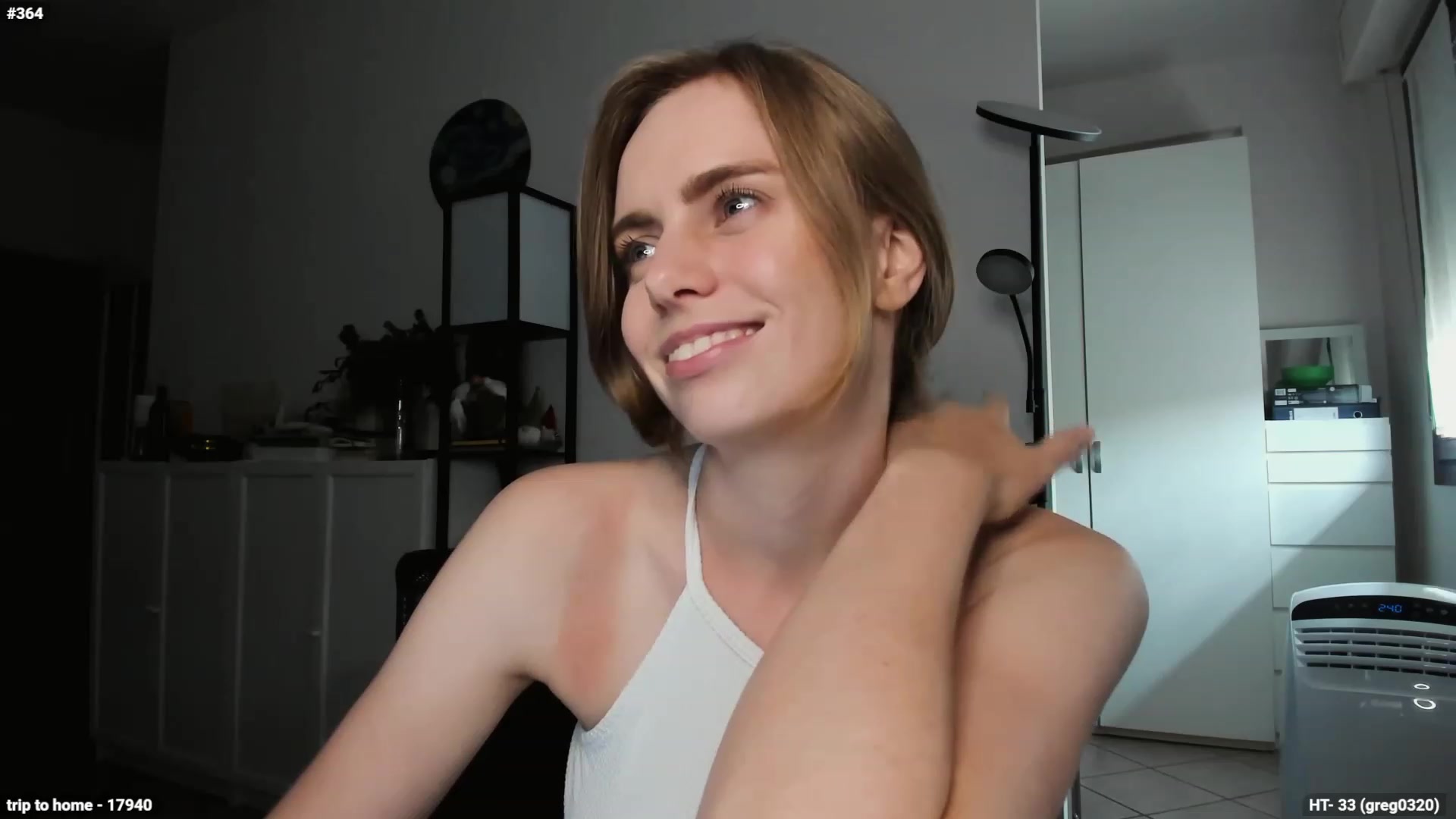 Gallery image thumbnail from Personage's myfreecams stream on, 07/26/2023, 13:01 image 18 of 20