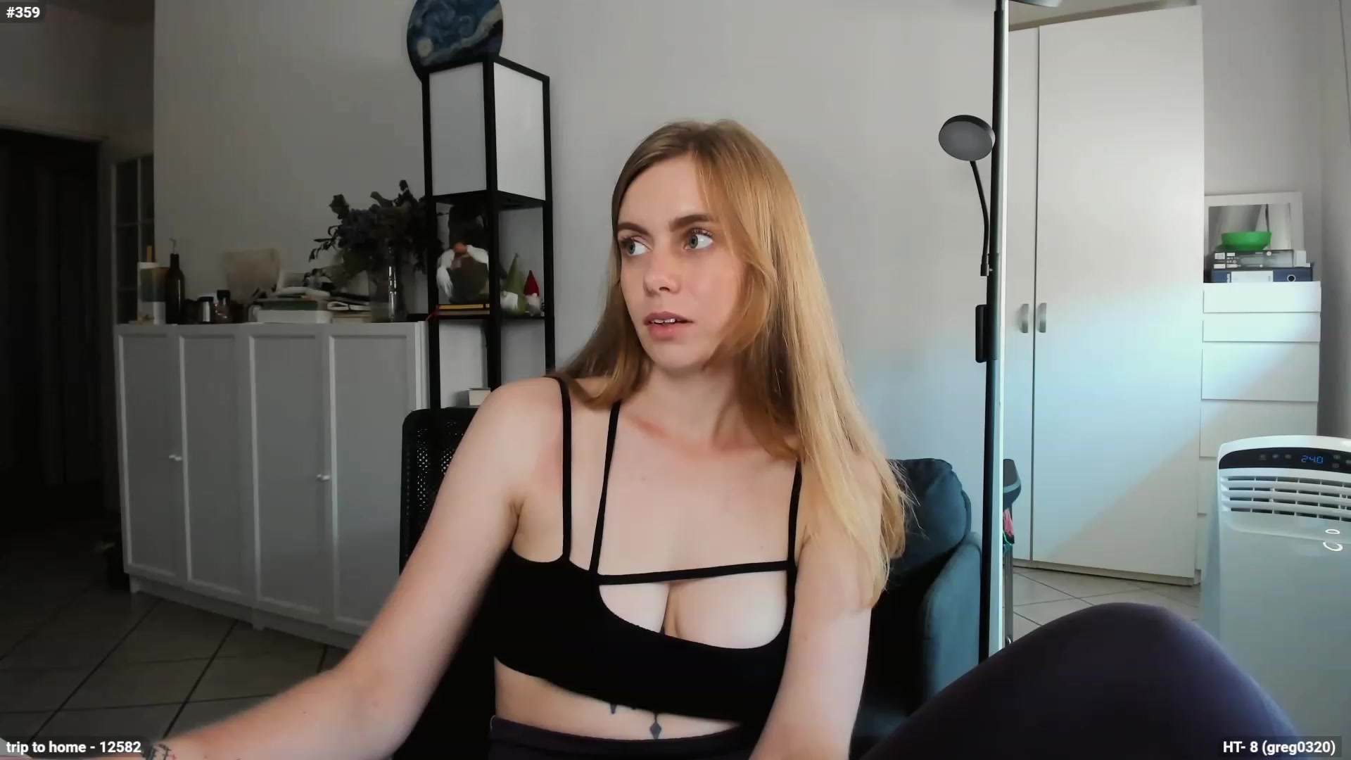 Gallery image thumbnail from Personage's myfreecams stream on, 07/27/2023, 13:49 image 8 of 20