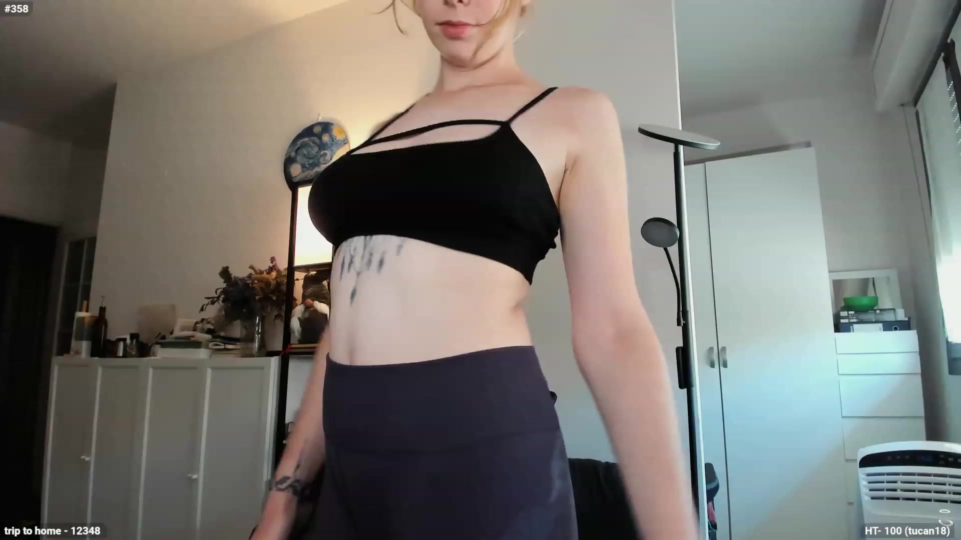 Gallery image thumbnail from Personage's myfreecams stream on, 07/27/2023, 13:49 image 16 of 20