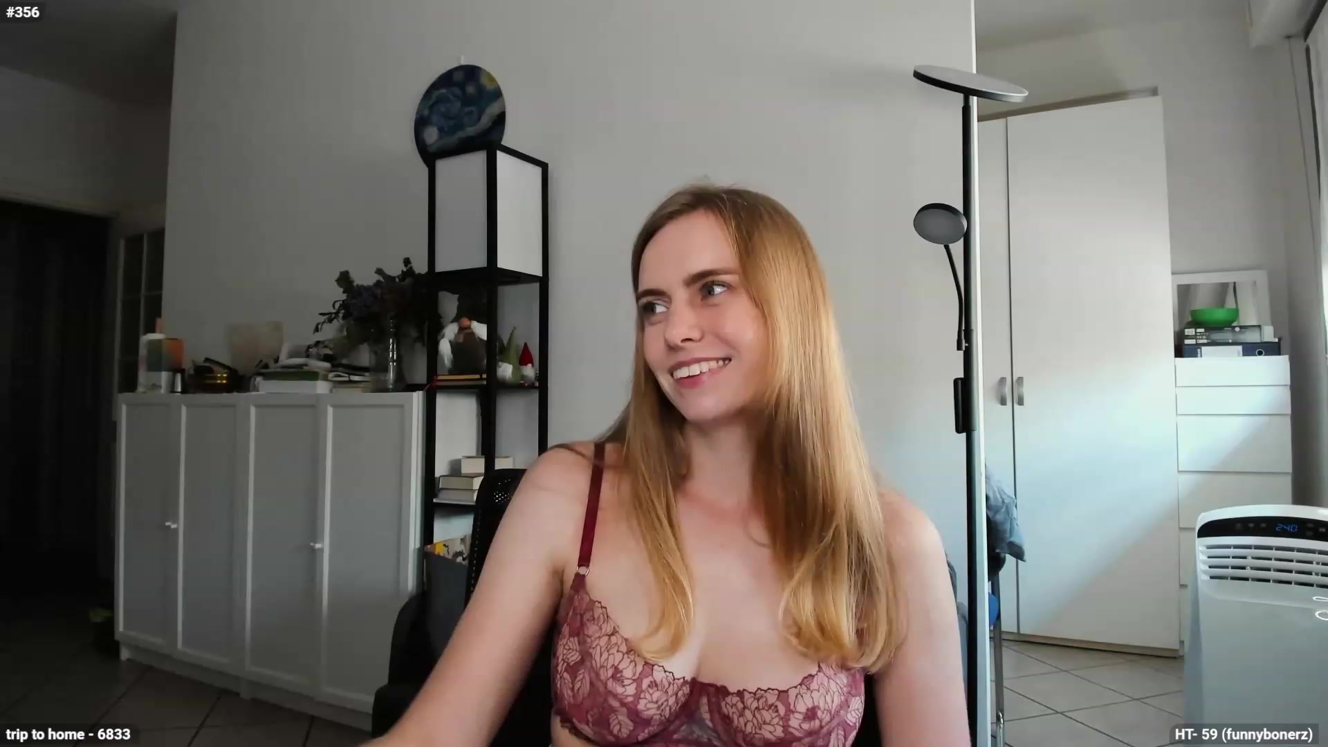 Gallery image thumbnail from Personage's myfreecams stream on, 07/28/2023, 14:02 image 9 of 20
