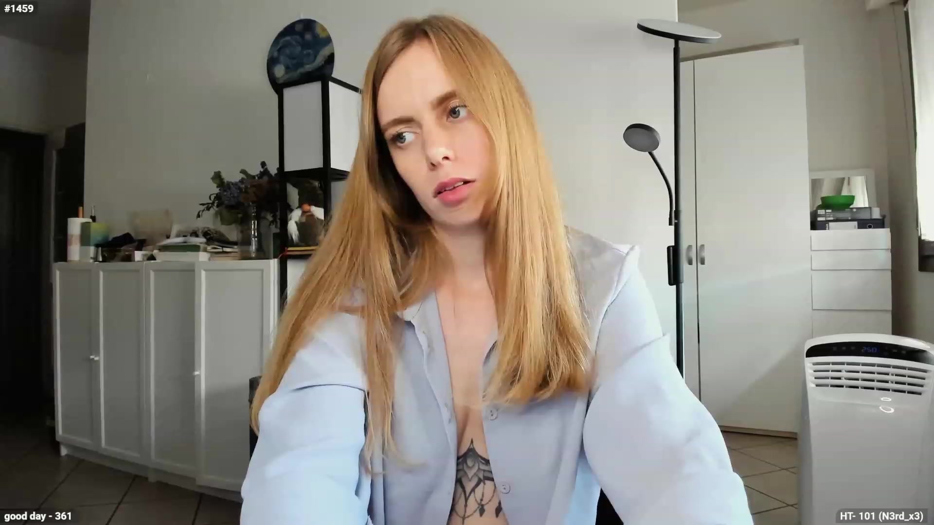 Gallery image thumbnail from Personage's myfreecams stream on, 08/07/2023, 15:41 image 8 of 20
