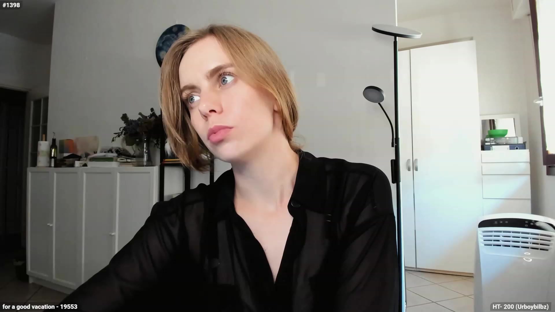 Gallery image thumbnail from Personage's myfreecams stream on, 08/08/2023, 13:38 image 11 of 20