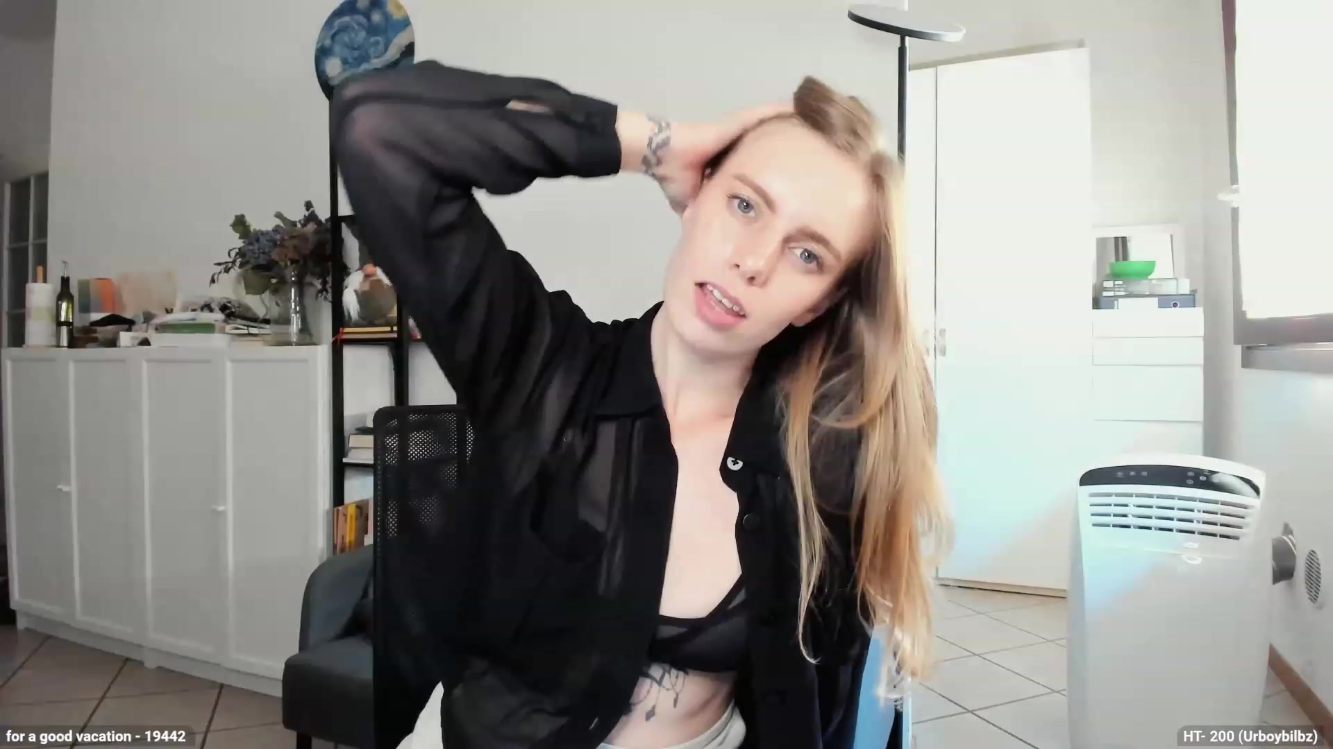 Gallery image thumbnail from Personage's myfreecams stream on, 08/08/2023, 14:09 image 5 of 20