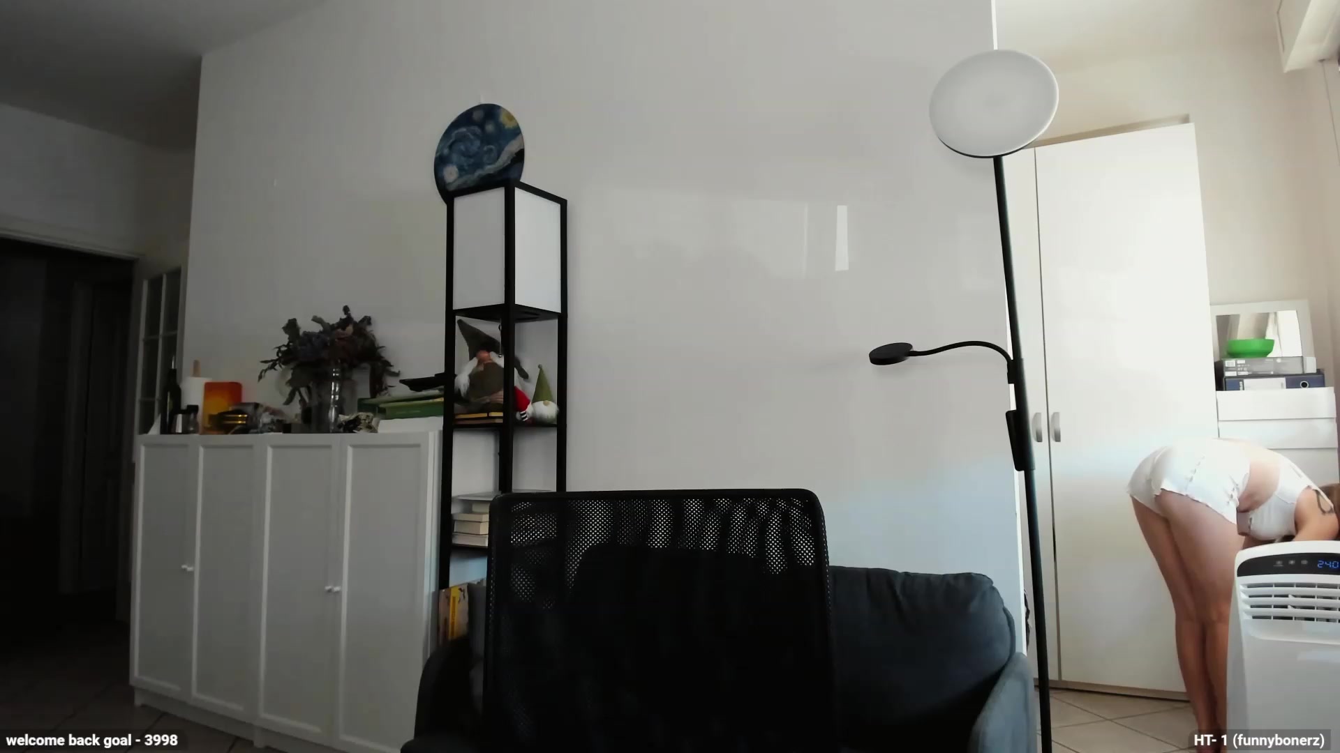 Gallery image thumbnail from Personage's myfreecams stream on, 09/04/2023, 12:45 image 17 of 20