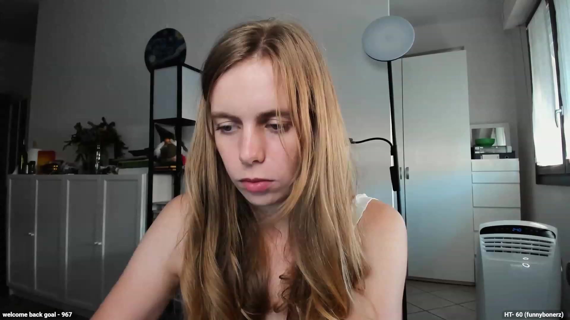 Gallery image thumbnail from Personage's myfreecams stream on, 09/04/2023, 15:40 image 20 of 20