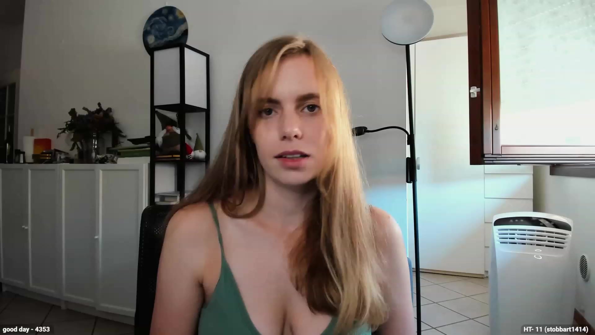 Gallery image thumbnail from Personage's myfreecams stream on, 09/05/2023, 15:00 image 7 of 20