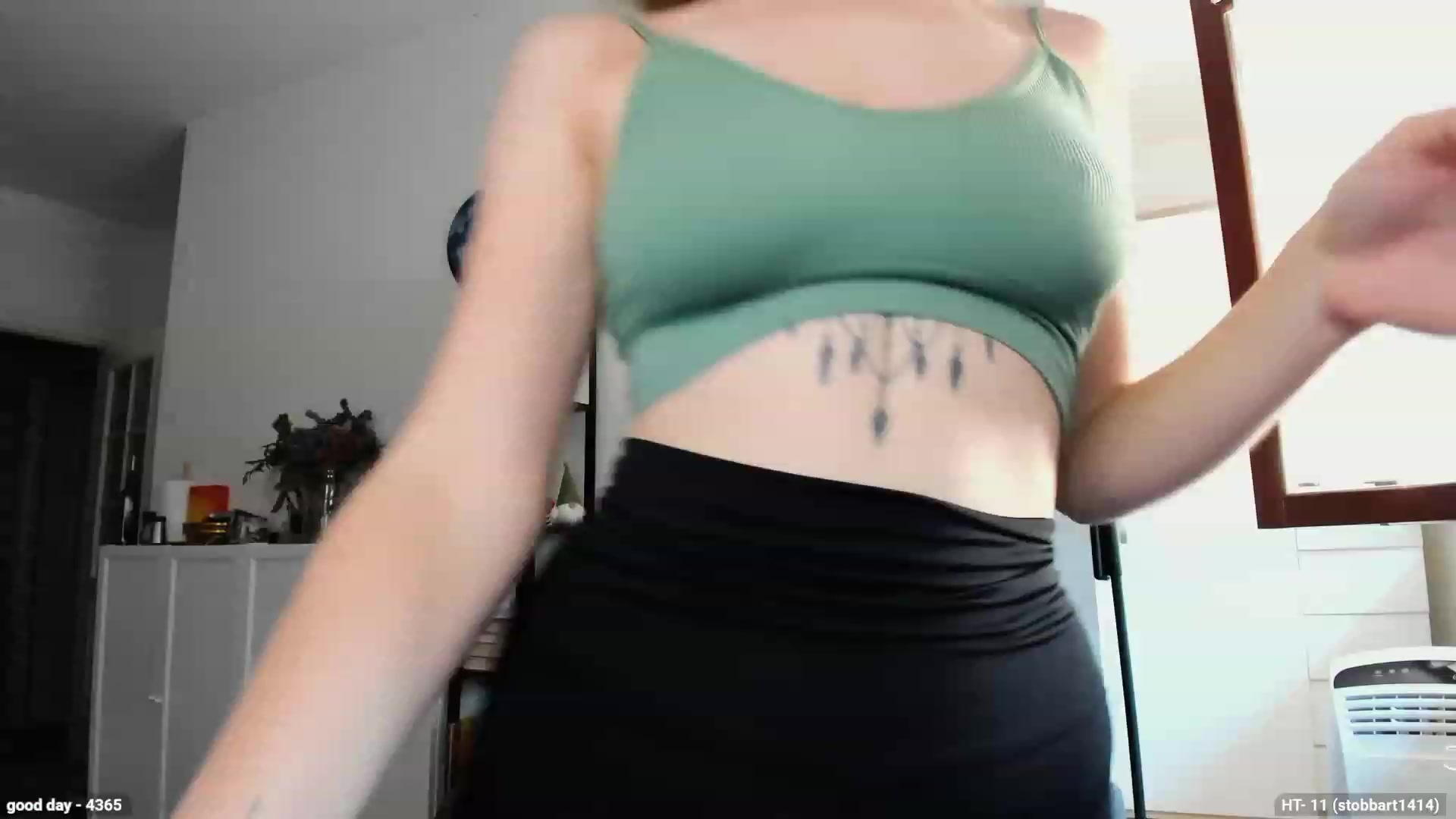 Gallery image thumbnail from Personage's myfreecams stream on, 09/05/2023, 15:00 image 4 of 20